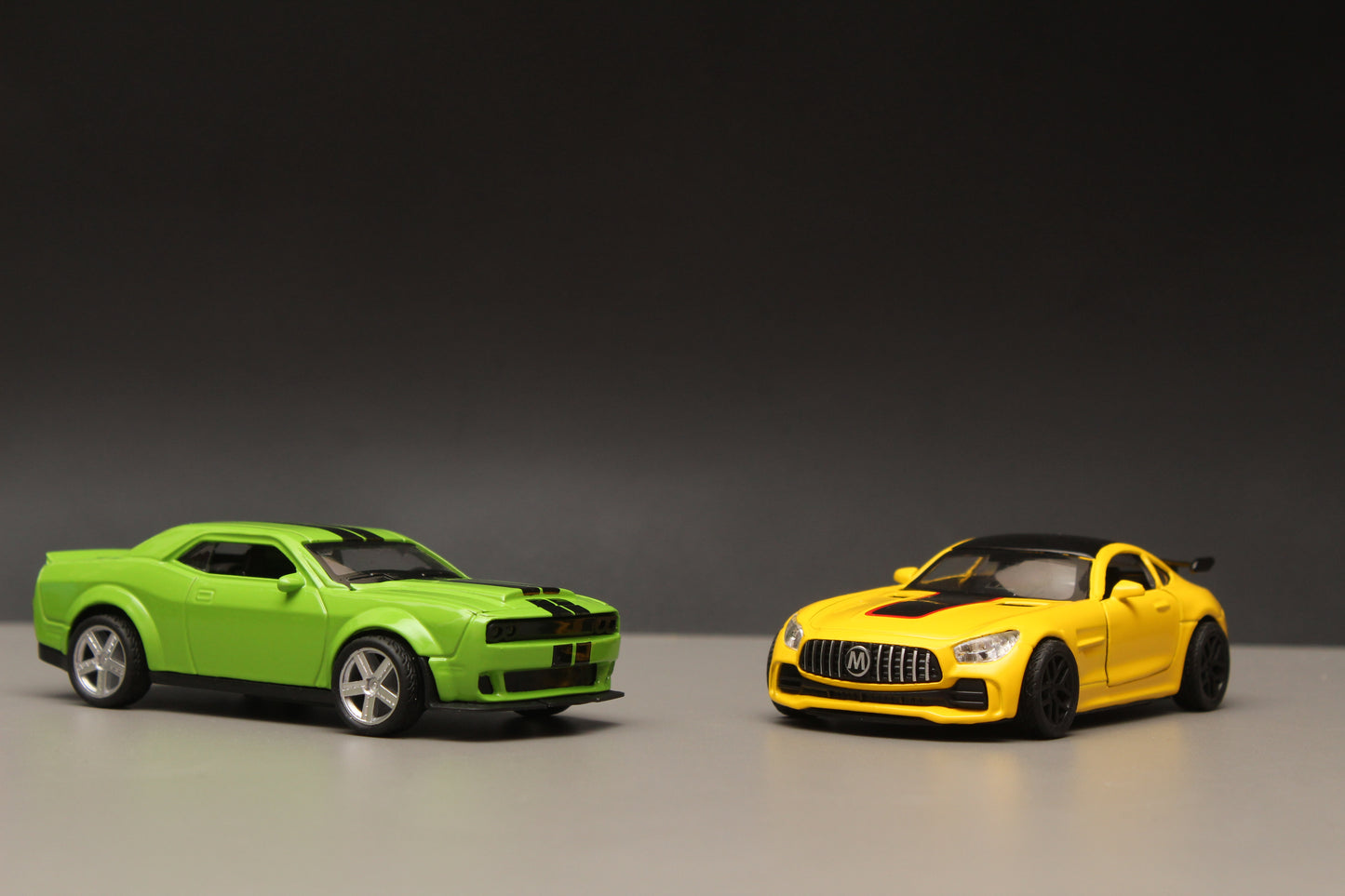 1:36 Dodge , Amg Gt Diecast Combo -  Kunju Vandi  