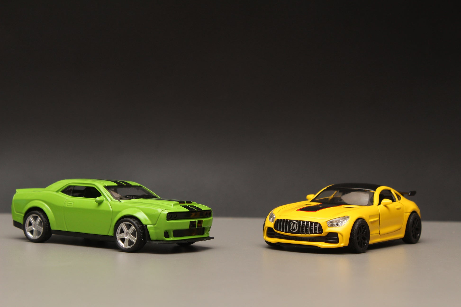 1:36 Dodge , Amg Gt Diecast Combo -  Kunju Vandi  