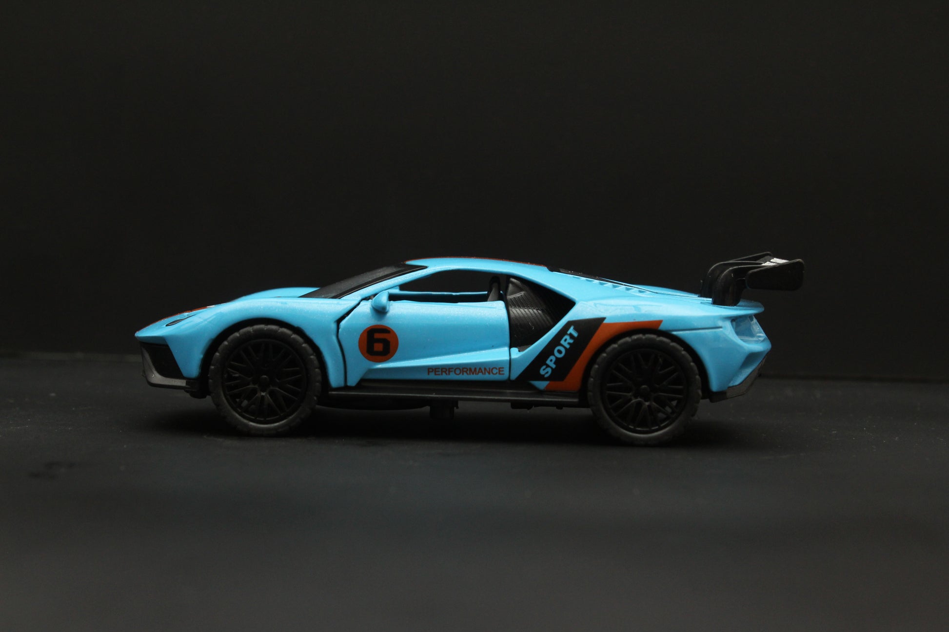 1:36 Ford GT  Diecast , Blue -  Kunju Vandi  