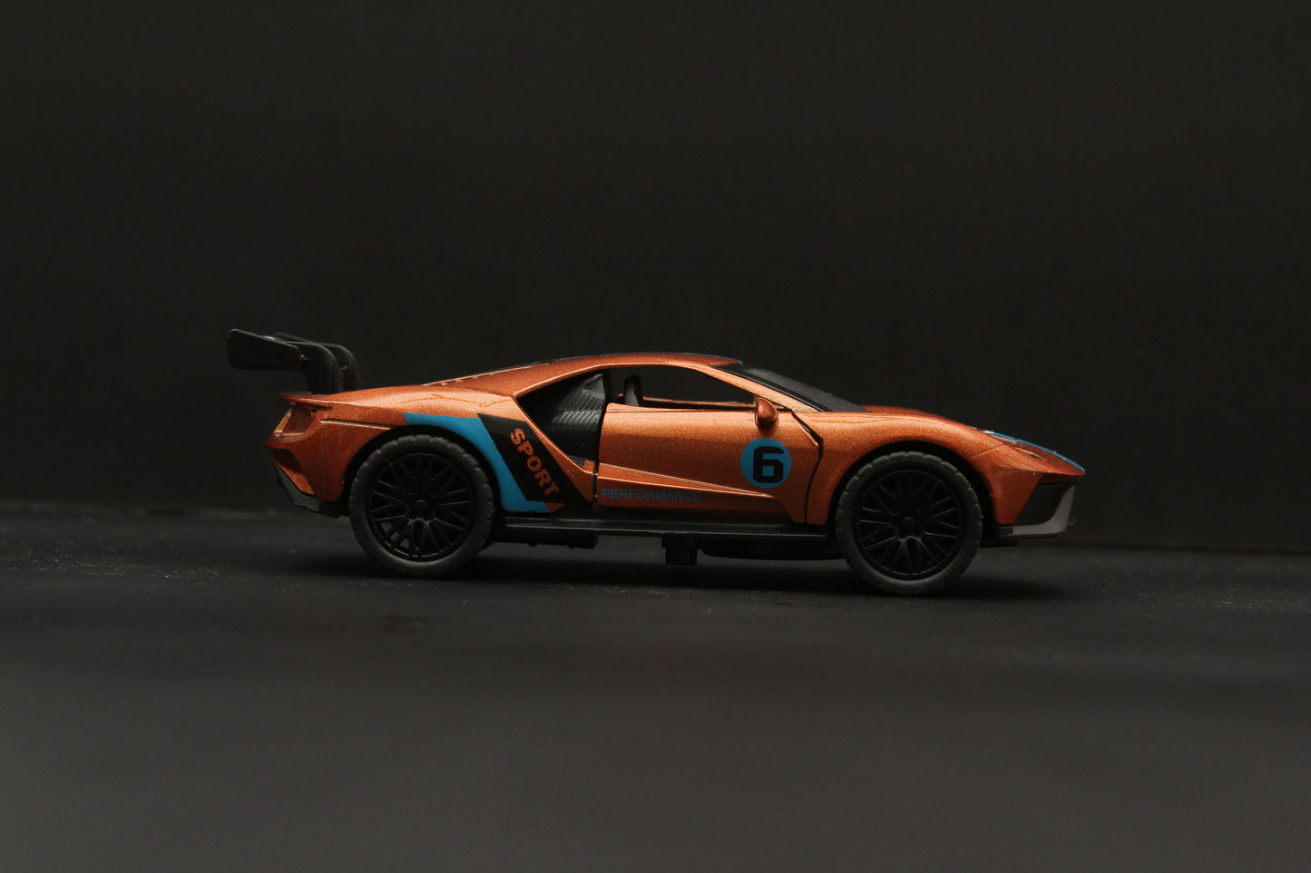 1:36 Ford GT  Diecast , Brown -  Kunju Vandi  