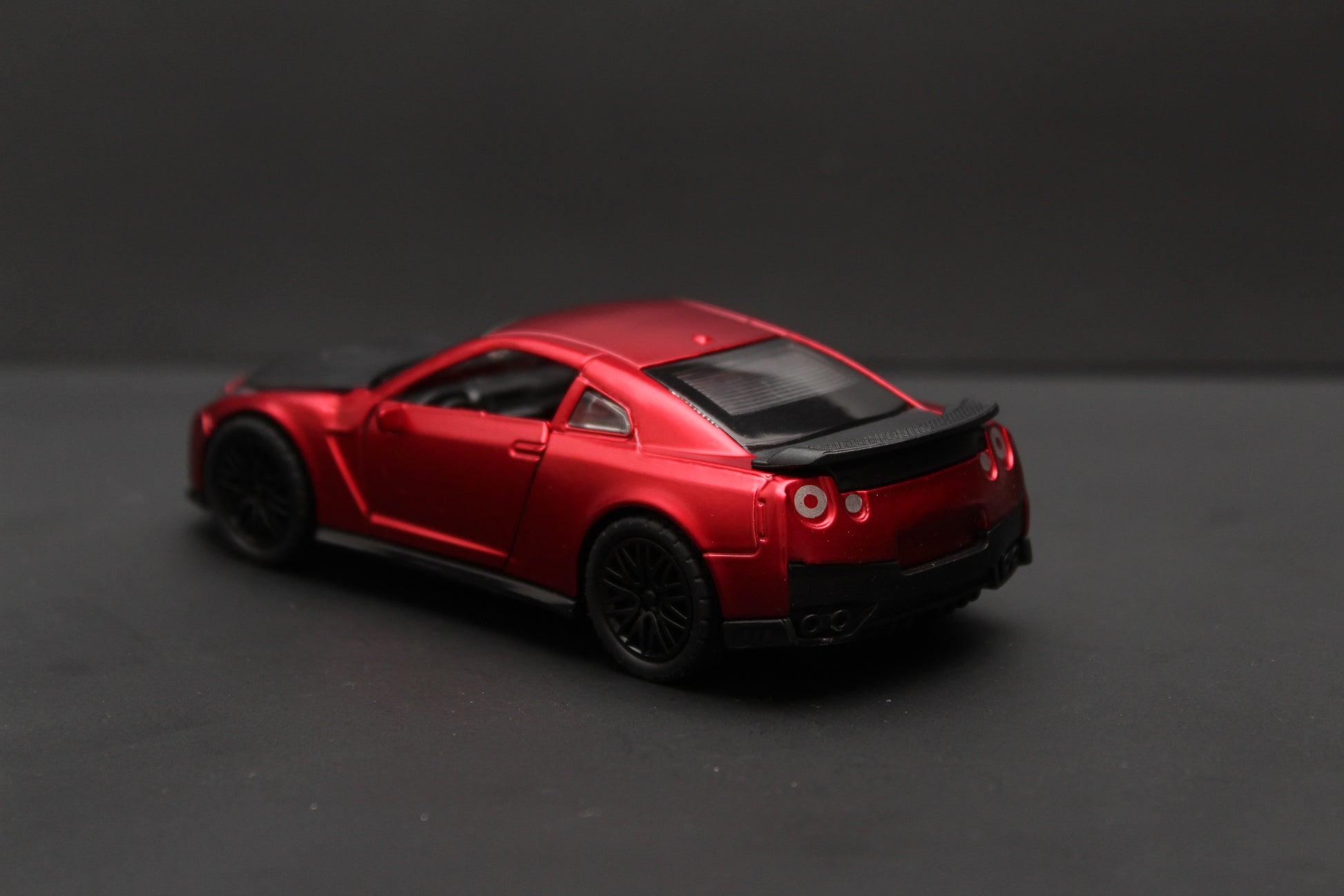 1:36 GTR R35 Diecast Red -  Kunju Vandi  
