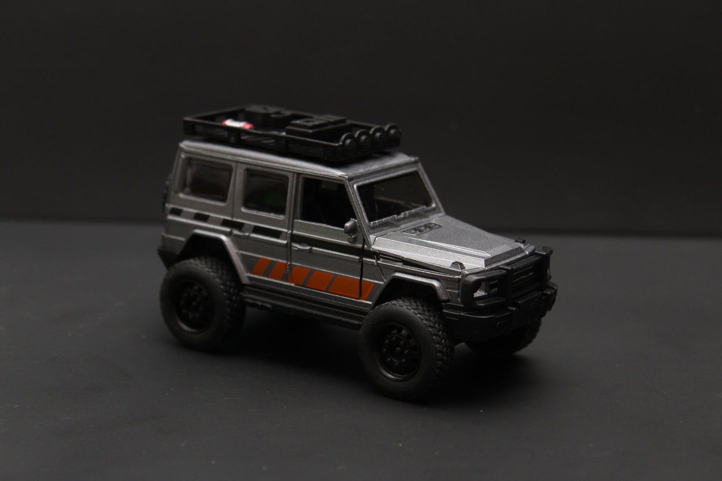 1:36 Gwagon OffRoad Diecast -  Kunju Vandi  