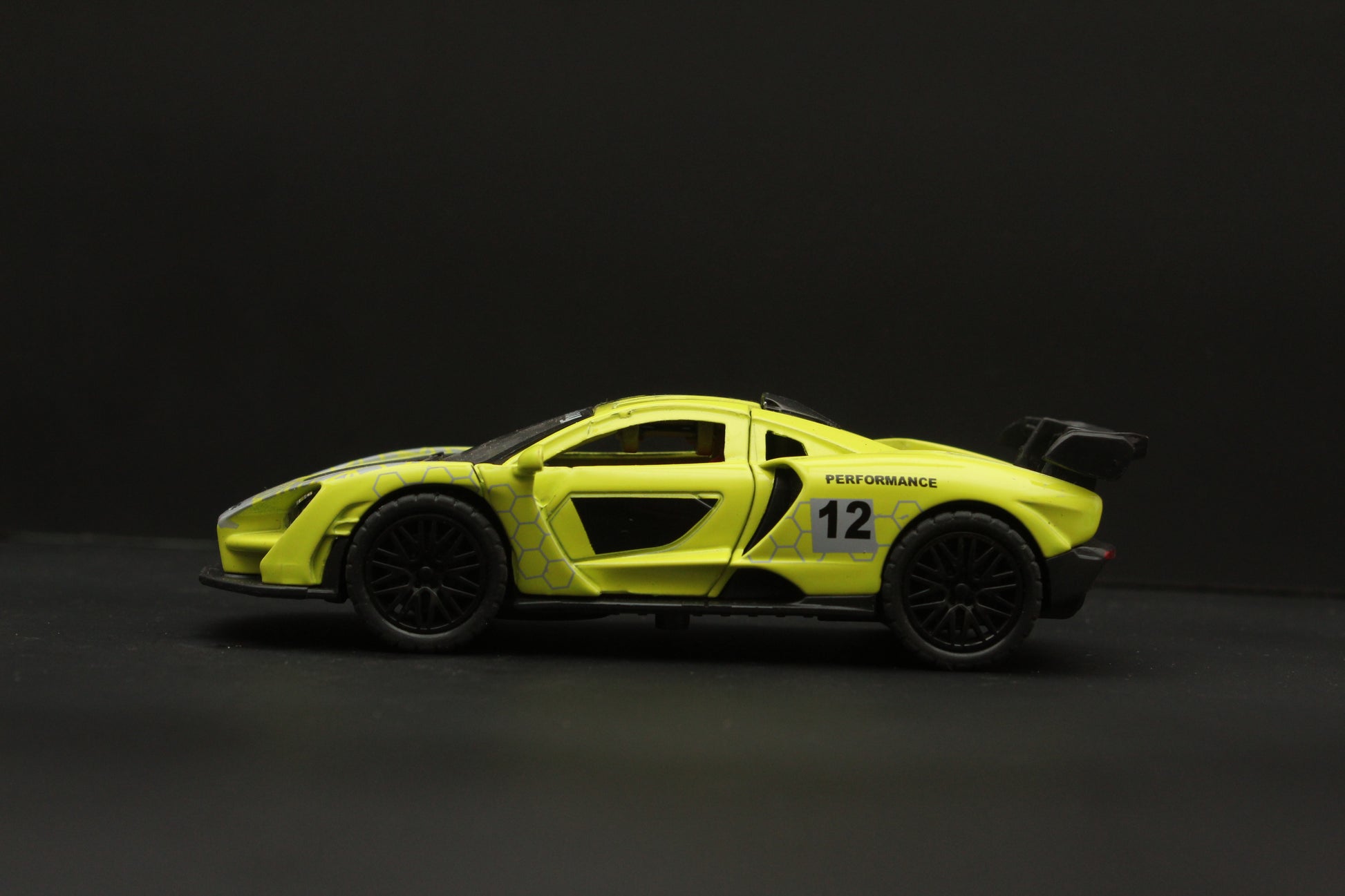 1:36 McLaren Sena Diecast Green -  Kunju Vandi  