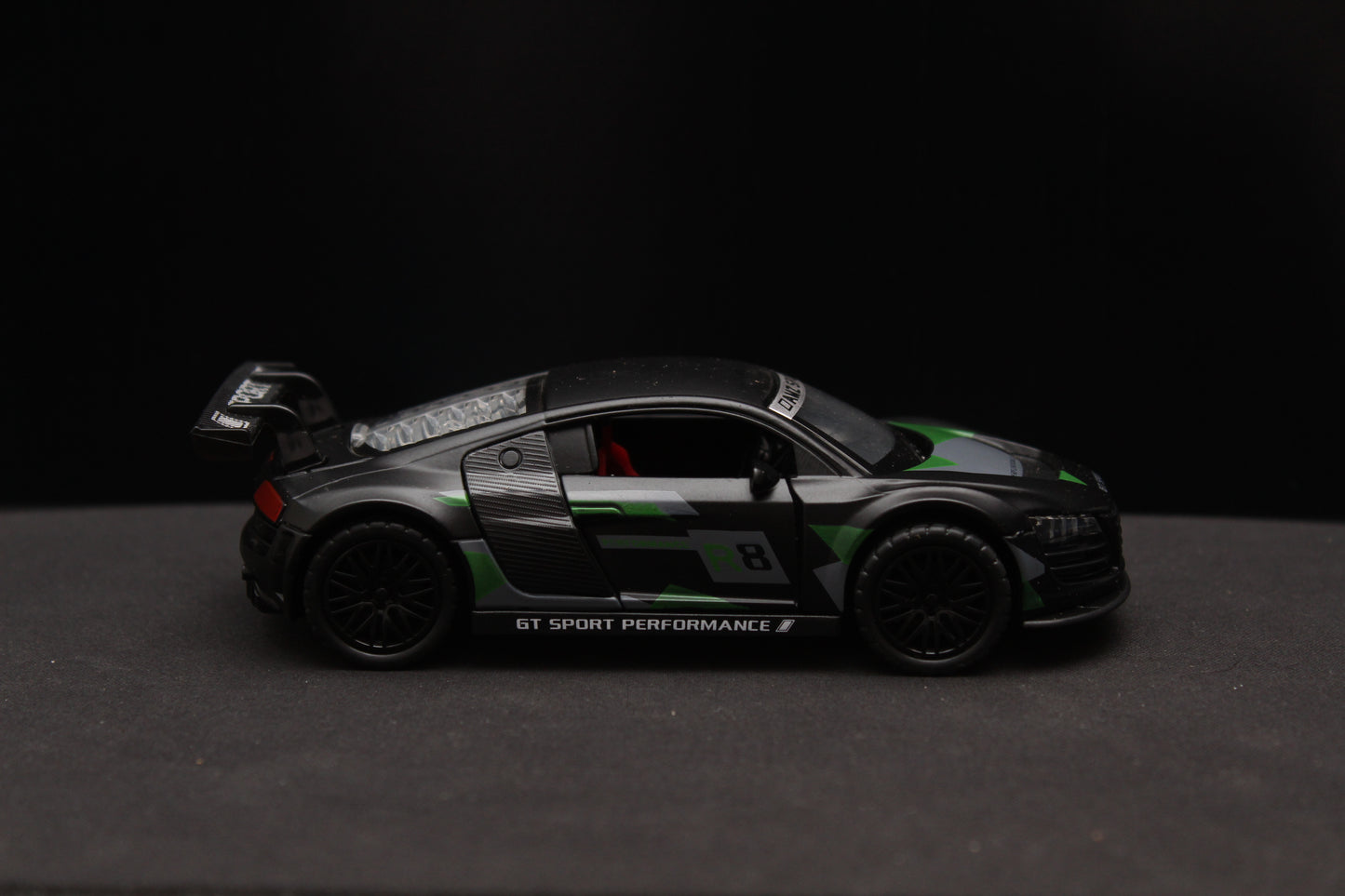 1:36 Mustang , Audi  Diecast Combo -  Kunju Vandi  