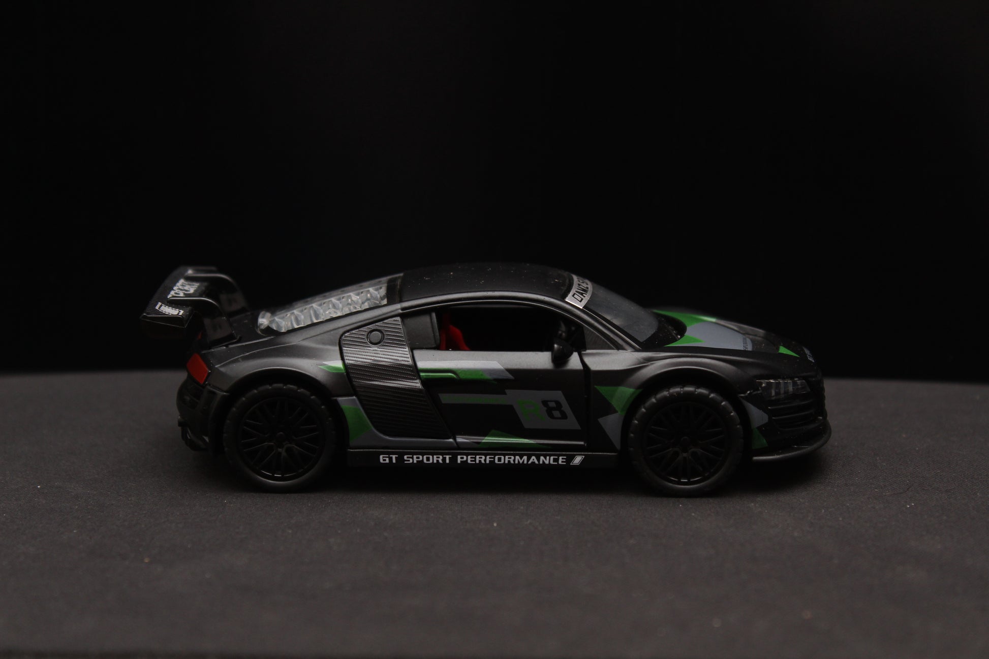 1:36 Mustang , Audi  Diecast Combo -  Kunju Vandi  