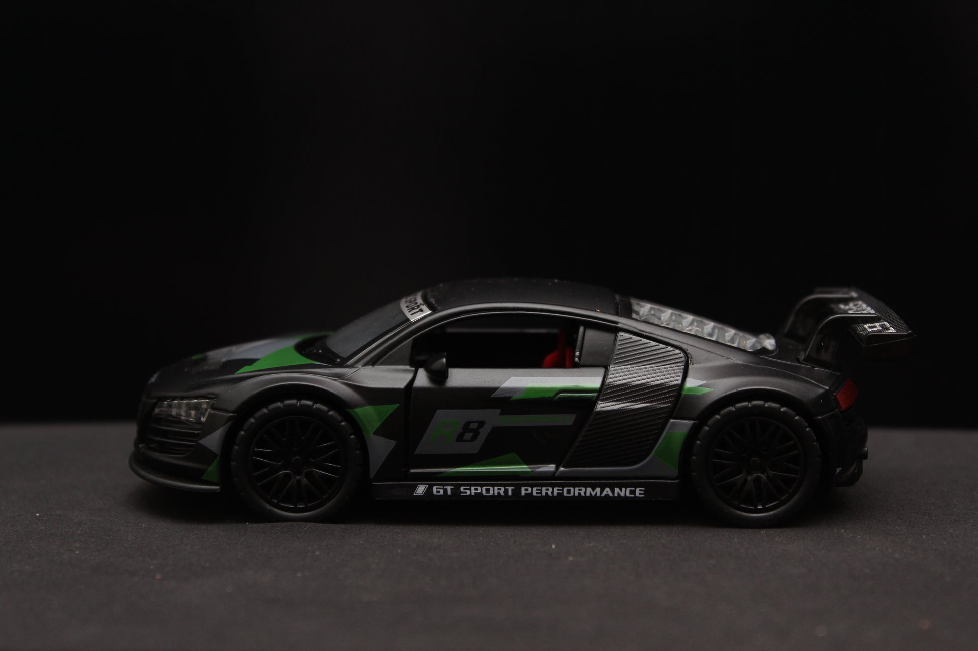 1:36 Mustang , Audi  Diecast Combo -  Kunju Vandi  