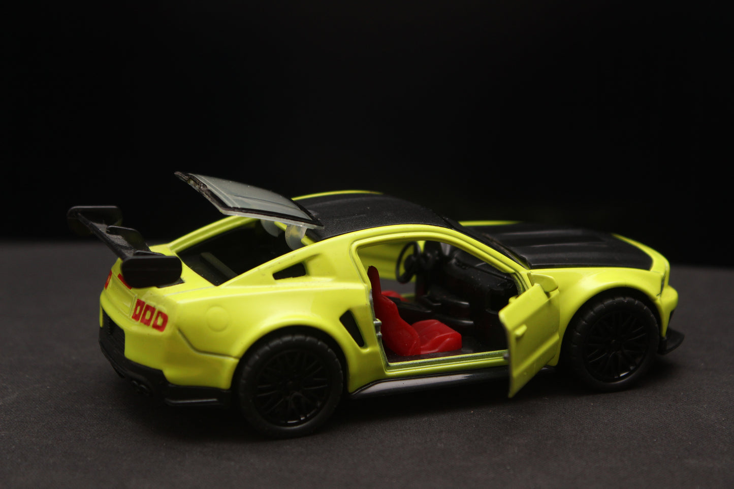 1:36 Mustang (Green) Diecast -  Kunju Vandi  