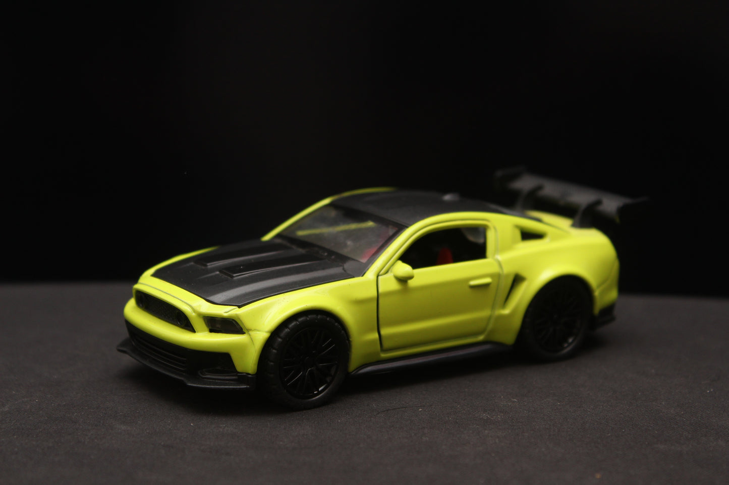 1:36 Mustang (Green) Diecast -  Kunju Vandi  