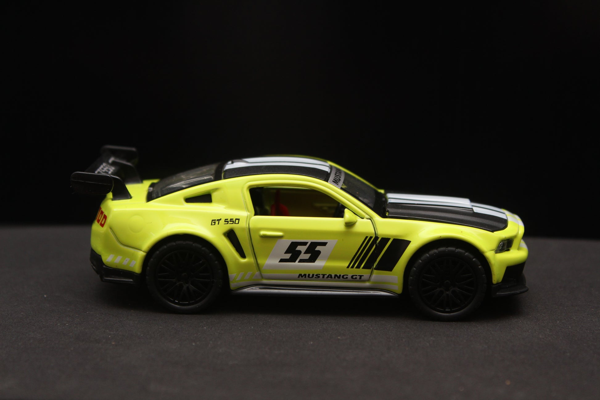 1:36 Mustang (White livery) Diecast -  Kunju Vandi  