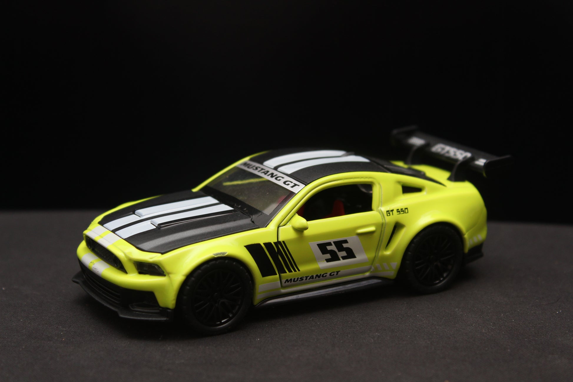 1:36 Mustang (White livery) Diecast -  Kunju Vandi  