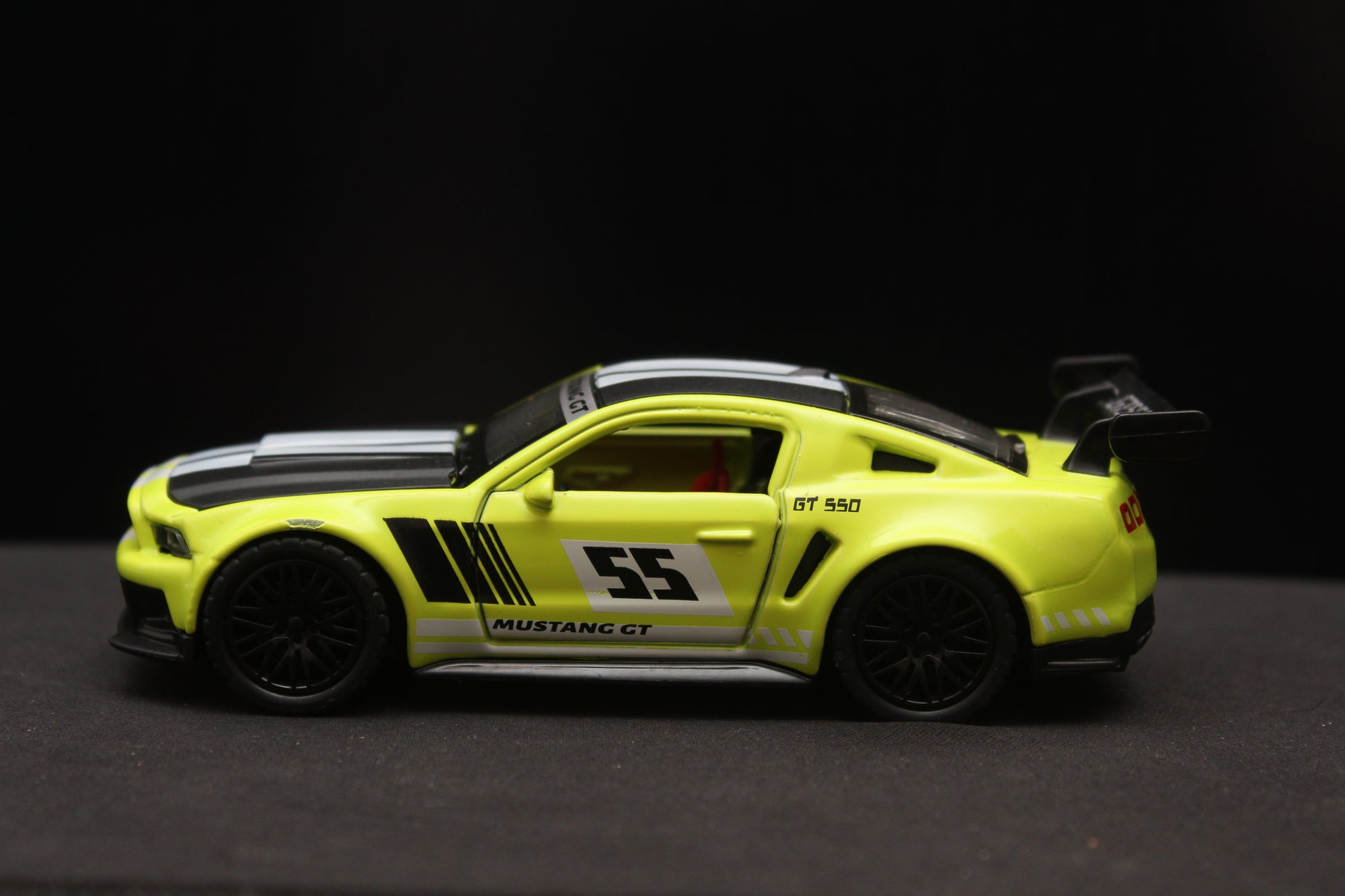 1:36 Mustang (White livery) Diecast -  Kunju Vandi  