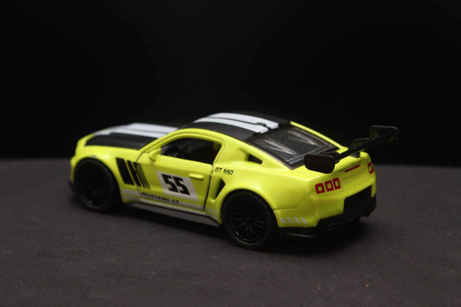 1:36 Mustang (White livery) Diecast -  Kunju Vandi  