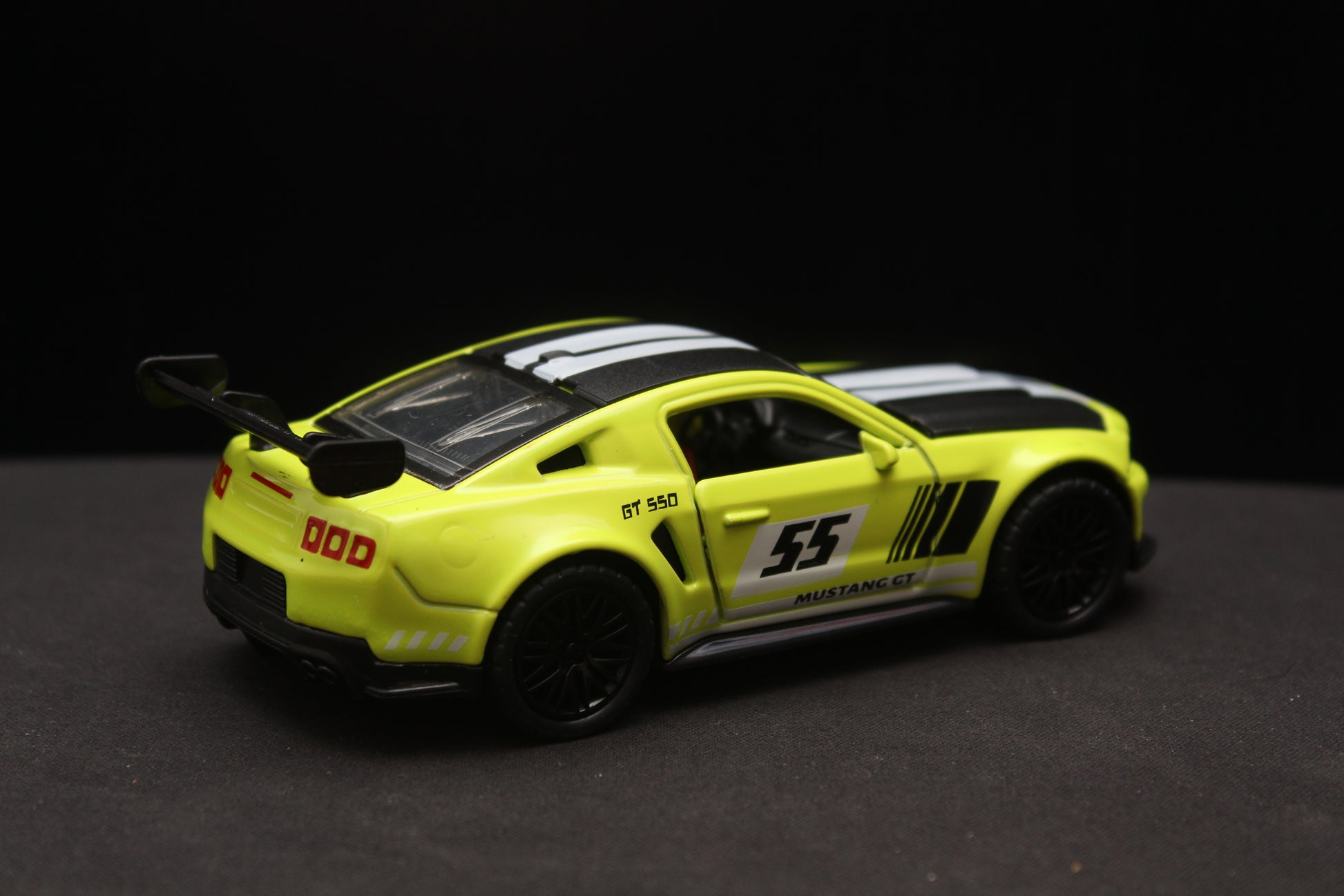 1:36 Mustang (White livery) Diecast -  Kunju Vandi  