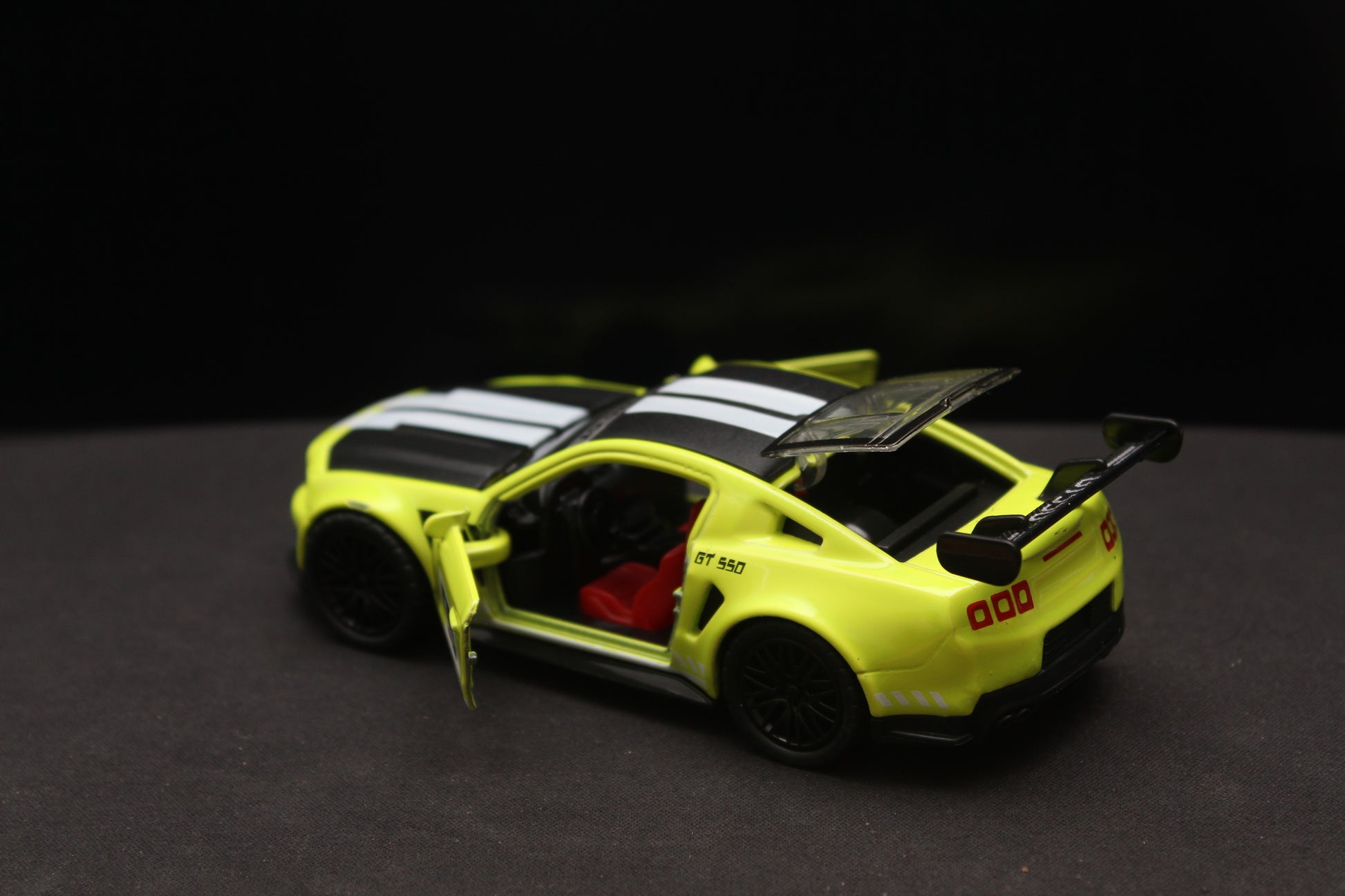 1:36 Mustang (White livery) Diecast -  Kunju Vandi  