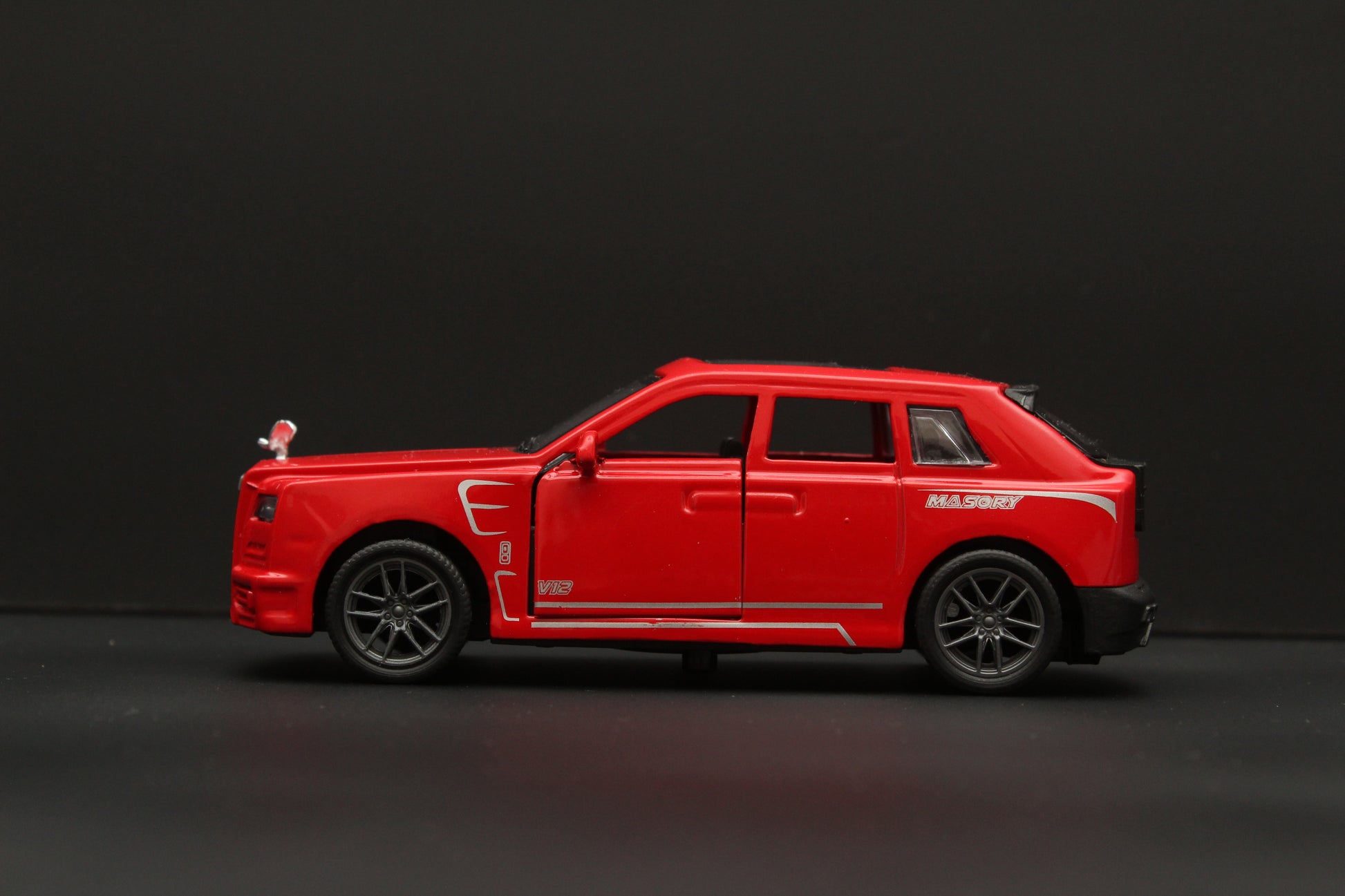 1:36 Rolls Royce Cullinan With Light and Sound (Red) -  Kunju Vandi  