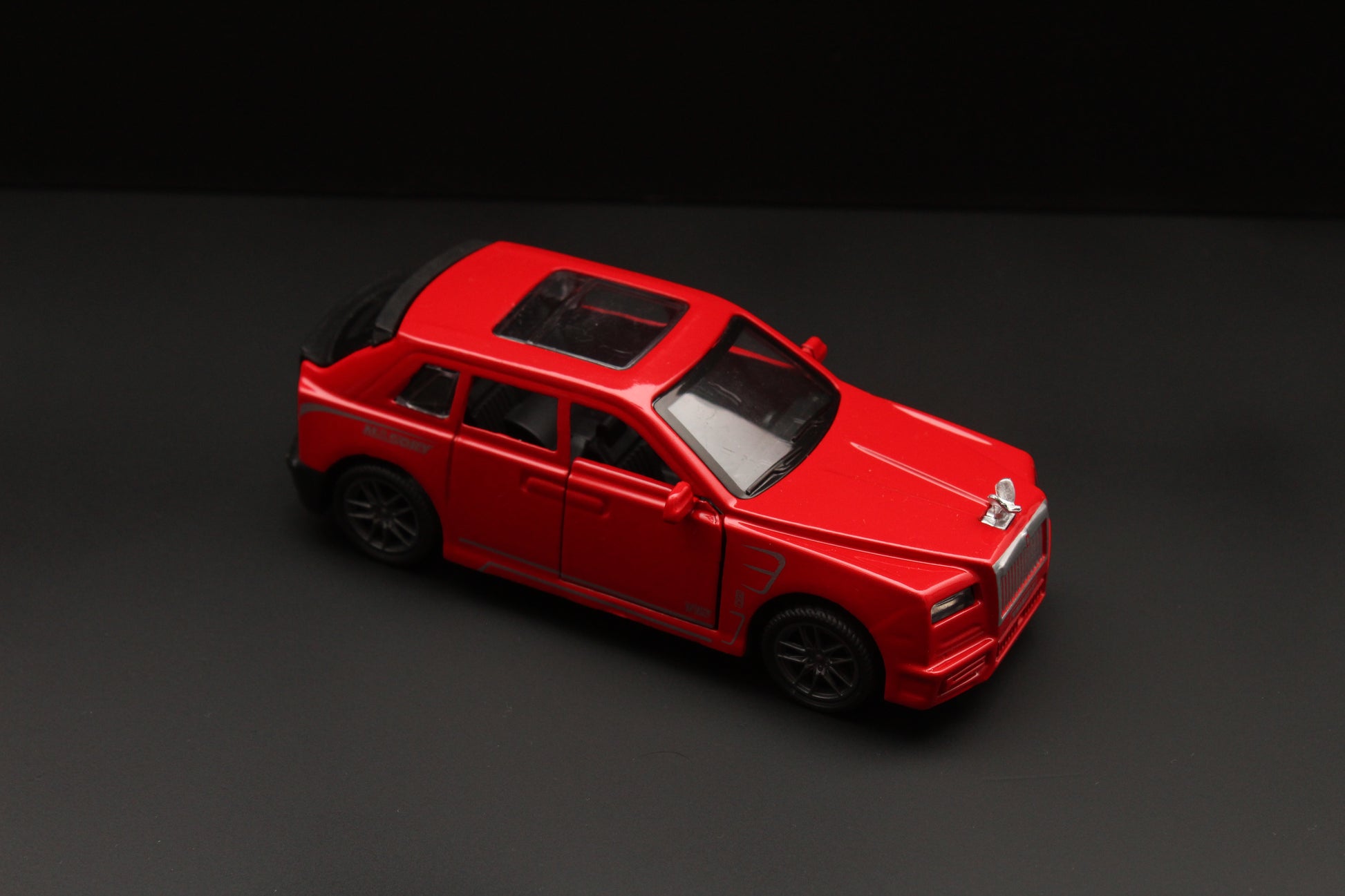 1:36 Rolls Royce Cullinan With Light and Sound (Red) -  Kunju Vandi  