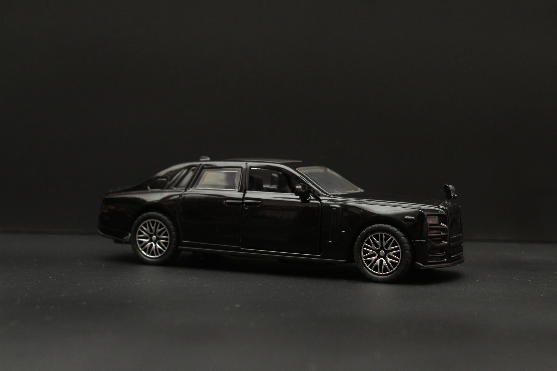 1:36  Rolls Royce , With light and Sound, Black -  Kunju Vandi  