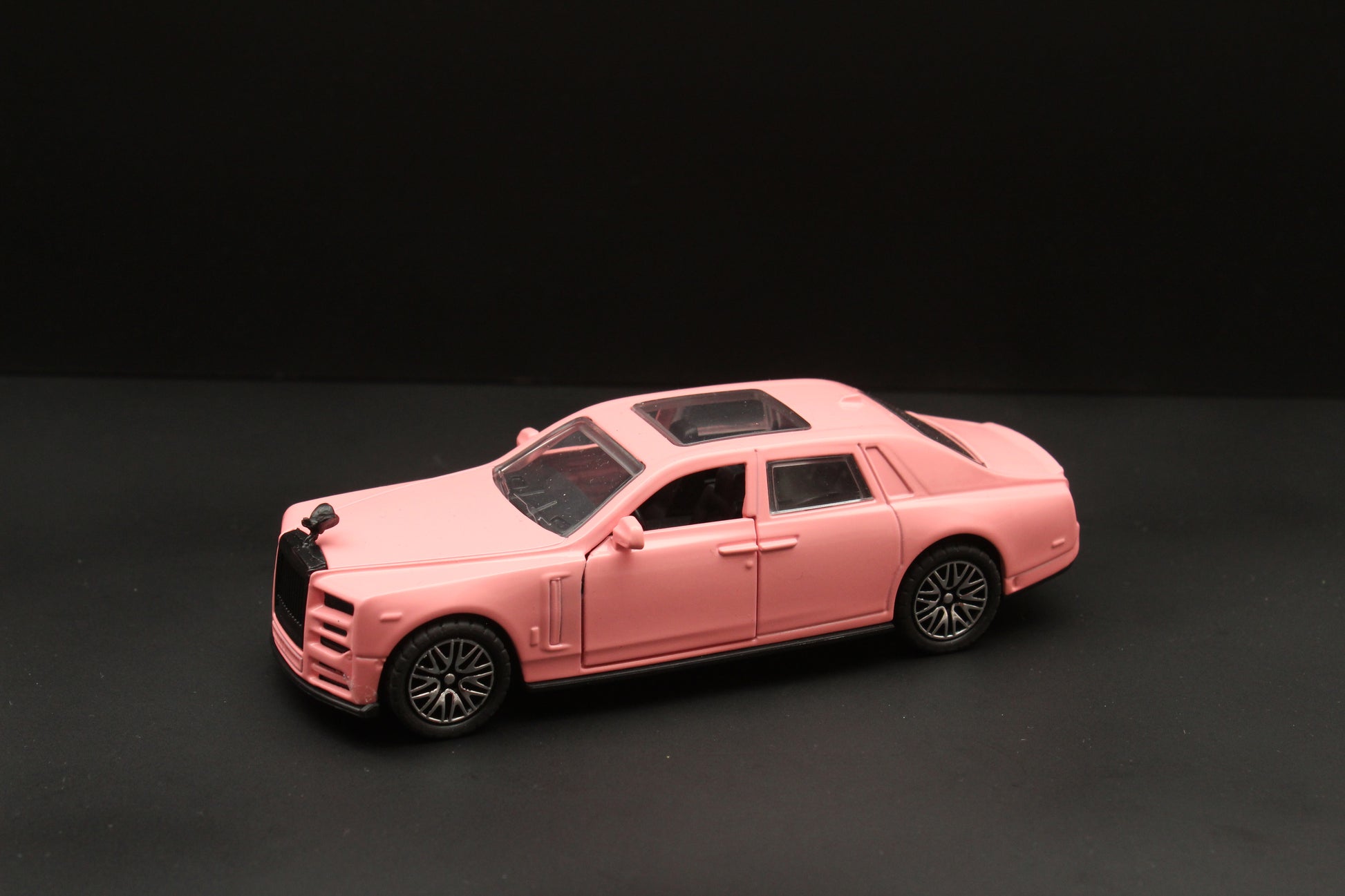1:36  Rolls Royce , With light and Sound, Pink -  Kunju Vandi  