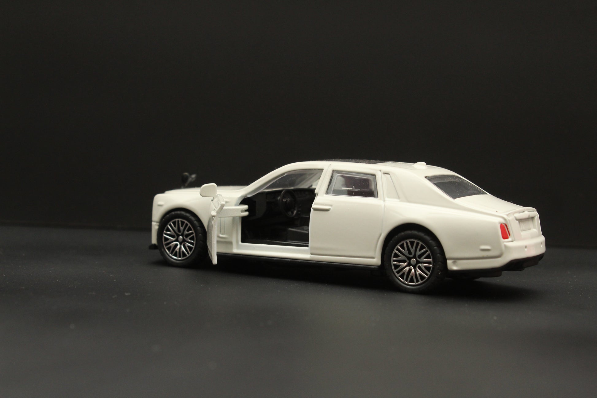 1:36  Rolls Royce , With light and Sound, White -  Kunju Vandi  
