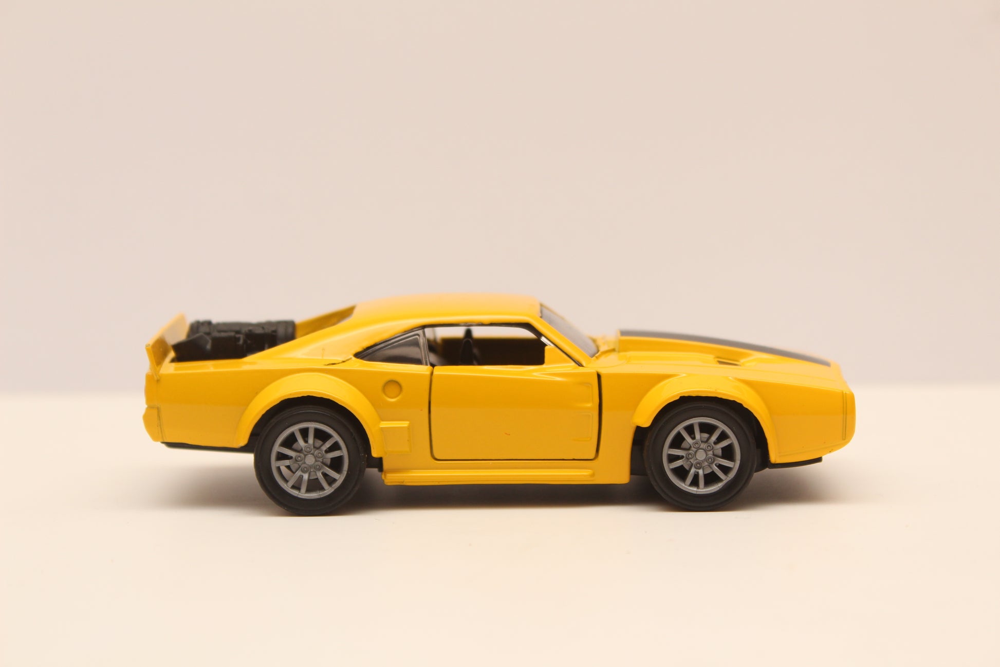 1:36 dodge Diecast Yellow -  Kunju Vandi  