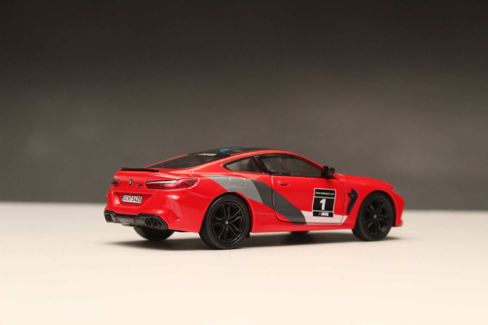 1:38 kinsmart BMW M8 Competition (Red), High Quality Diecast Car -  Kunju Vandi  