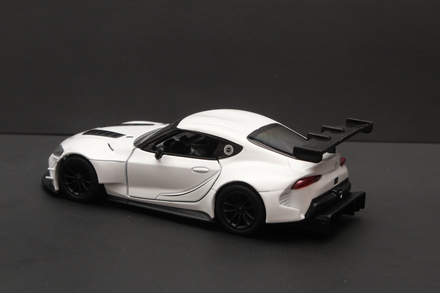 1:38 kinsmart Toyota GR Supra , White -  Kunju Vandi  