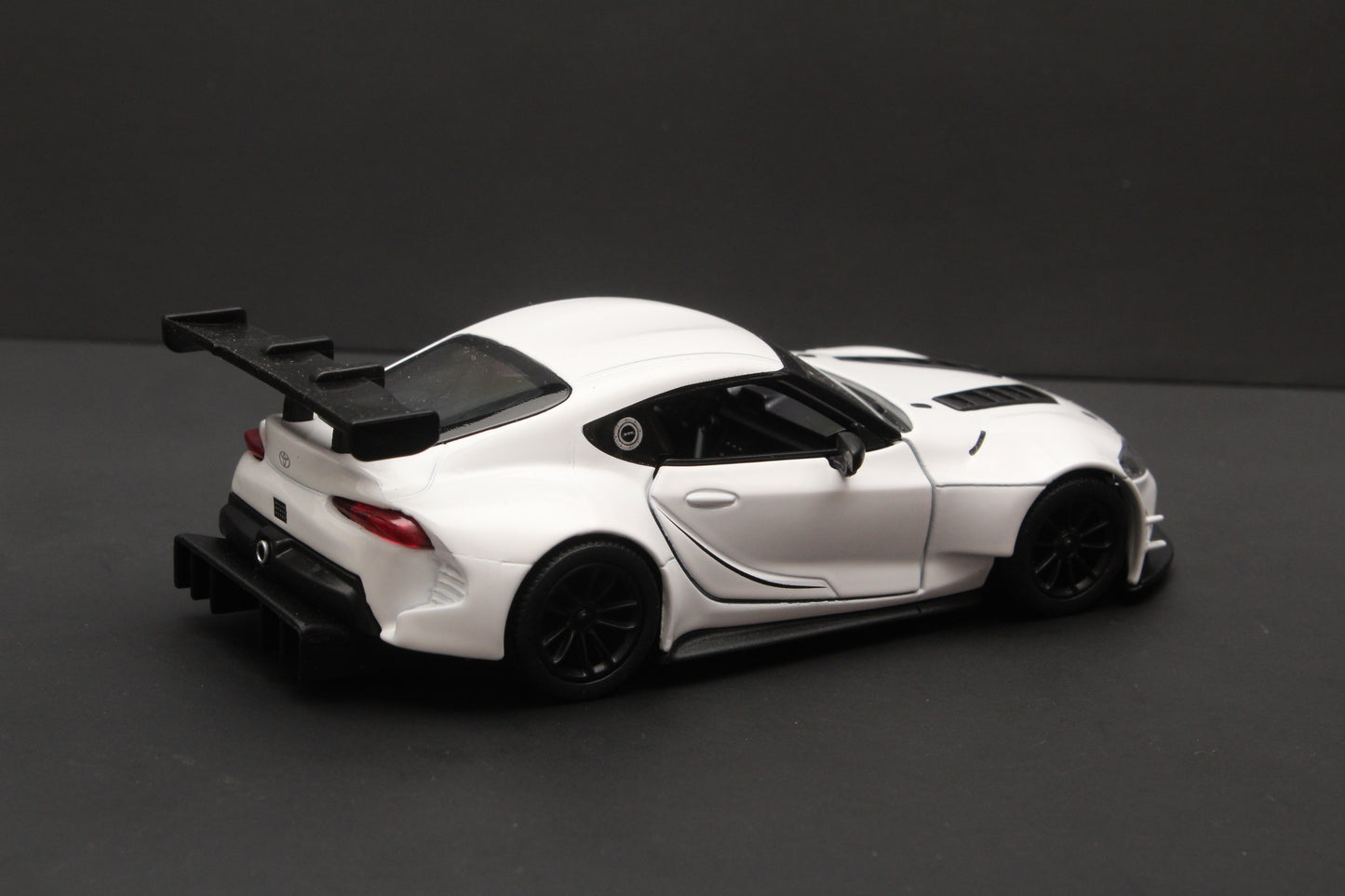 1:38 kinsmart Toyota GR Supra , White -  Kunju Vandi  