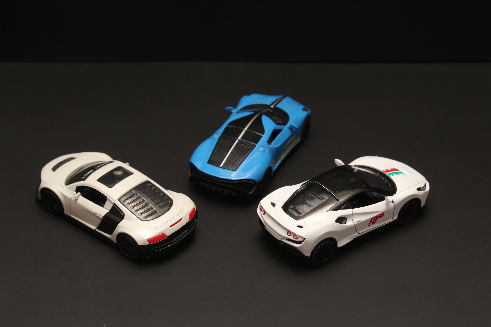 1:43 Audi , Bugatti , Ferrari Diecast Combo -  Kunju Vandi  