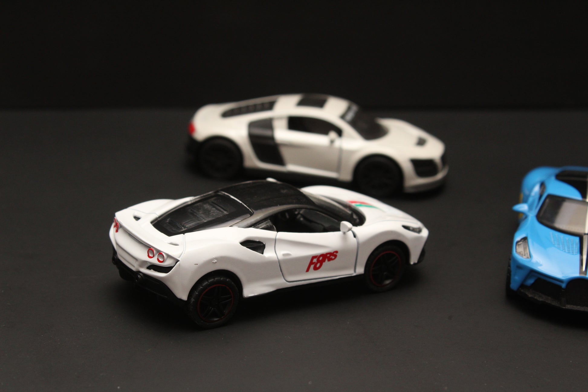 1:43 Audi , Bugatti , Ferrari Diecast Combo -  Kunju Vandi  