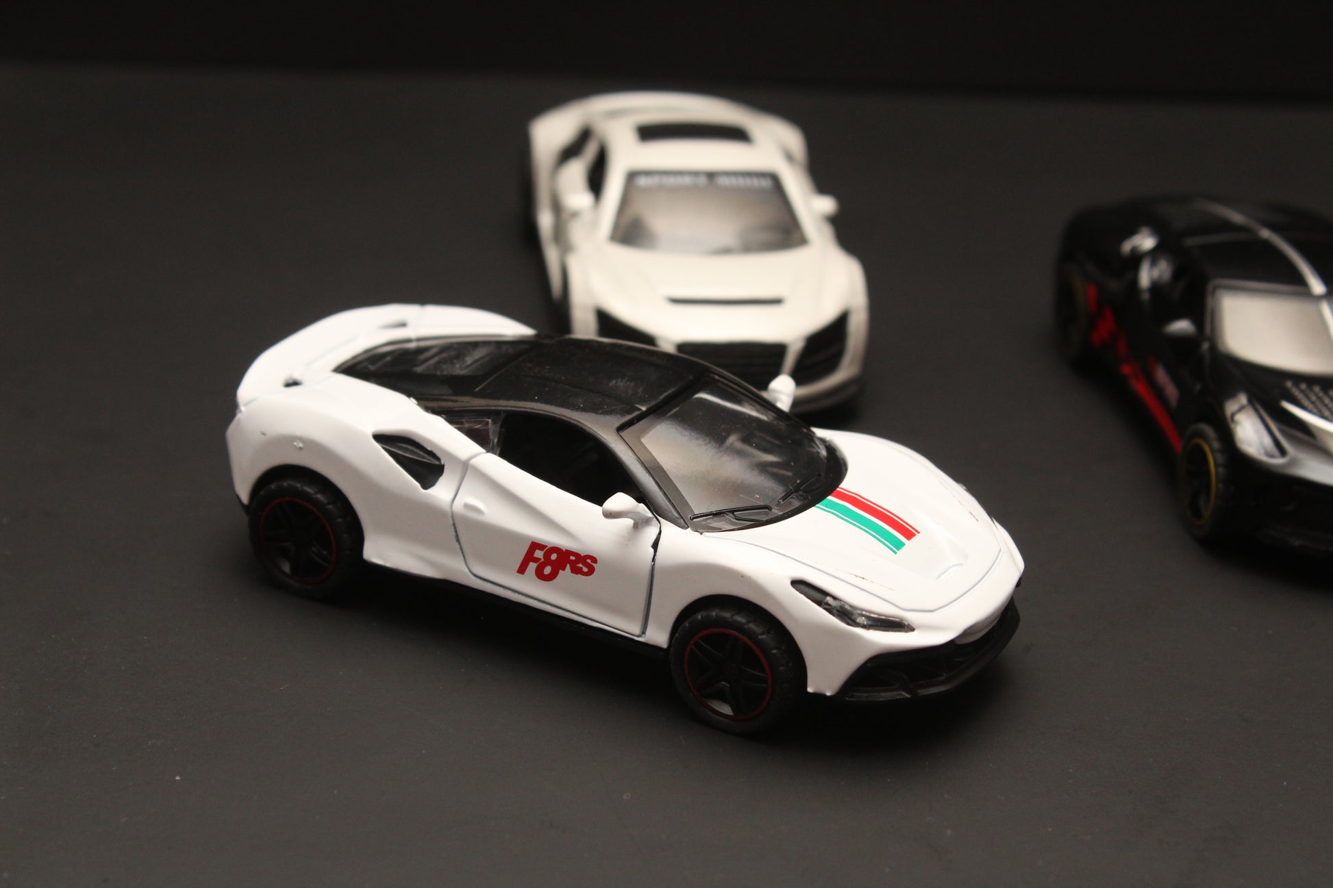 1:43 Audi , Bugatti , Ferrari Diecast Combo -  Kunju Vandi  