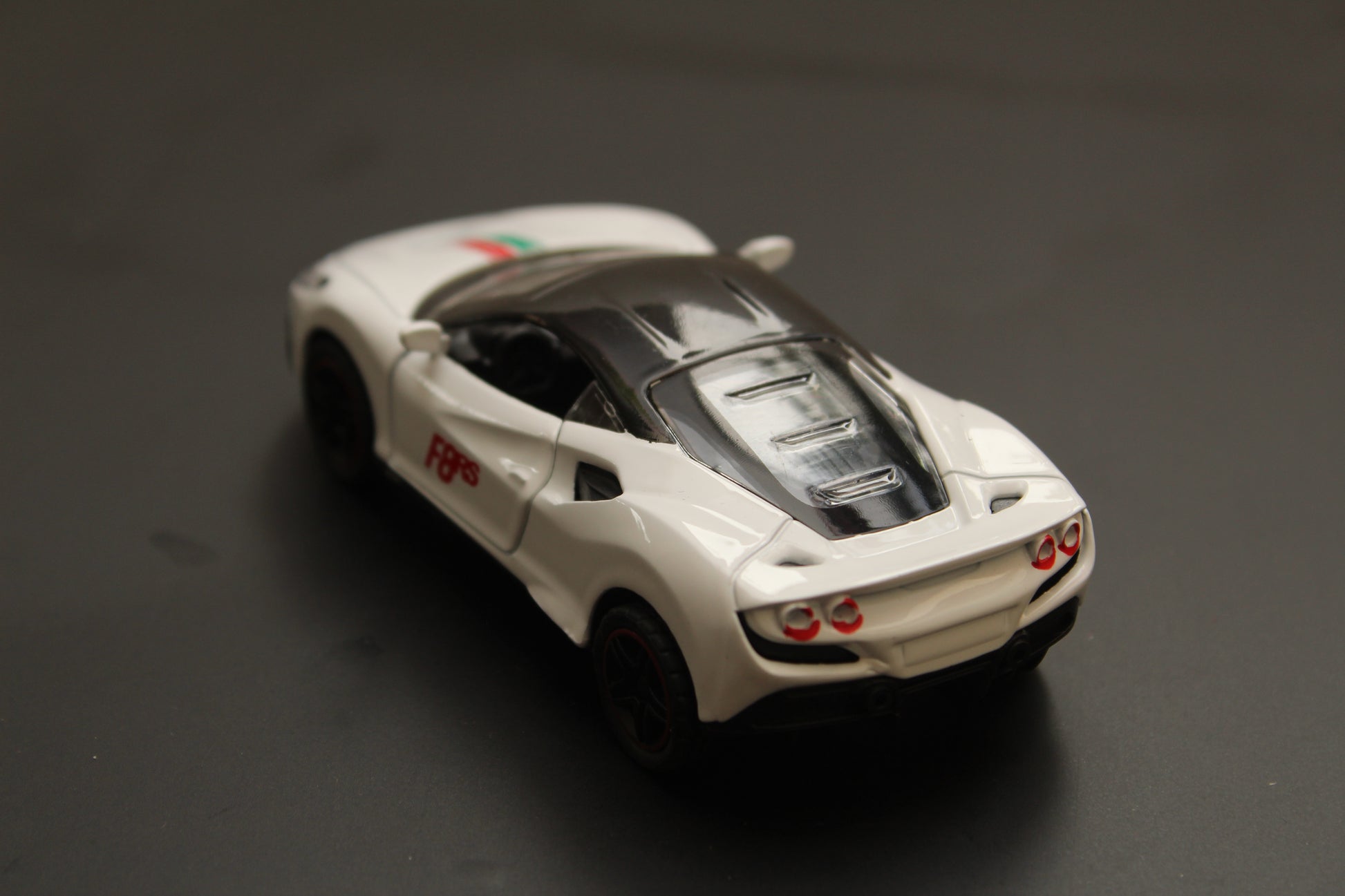 1:43 Audi , Ferrari Diecast Combo -  Kunju Vandi  