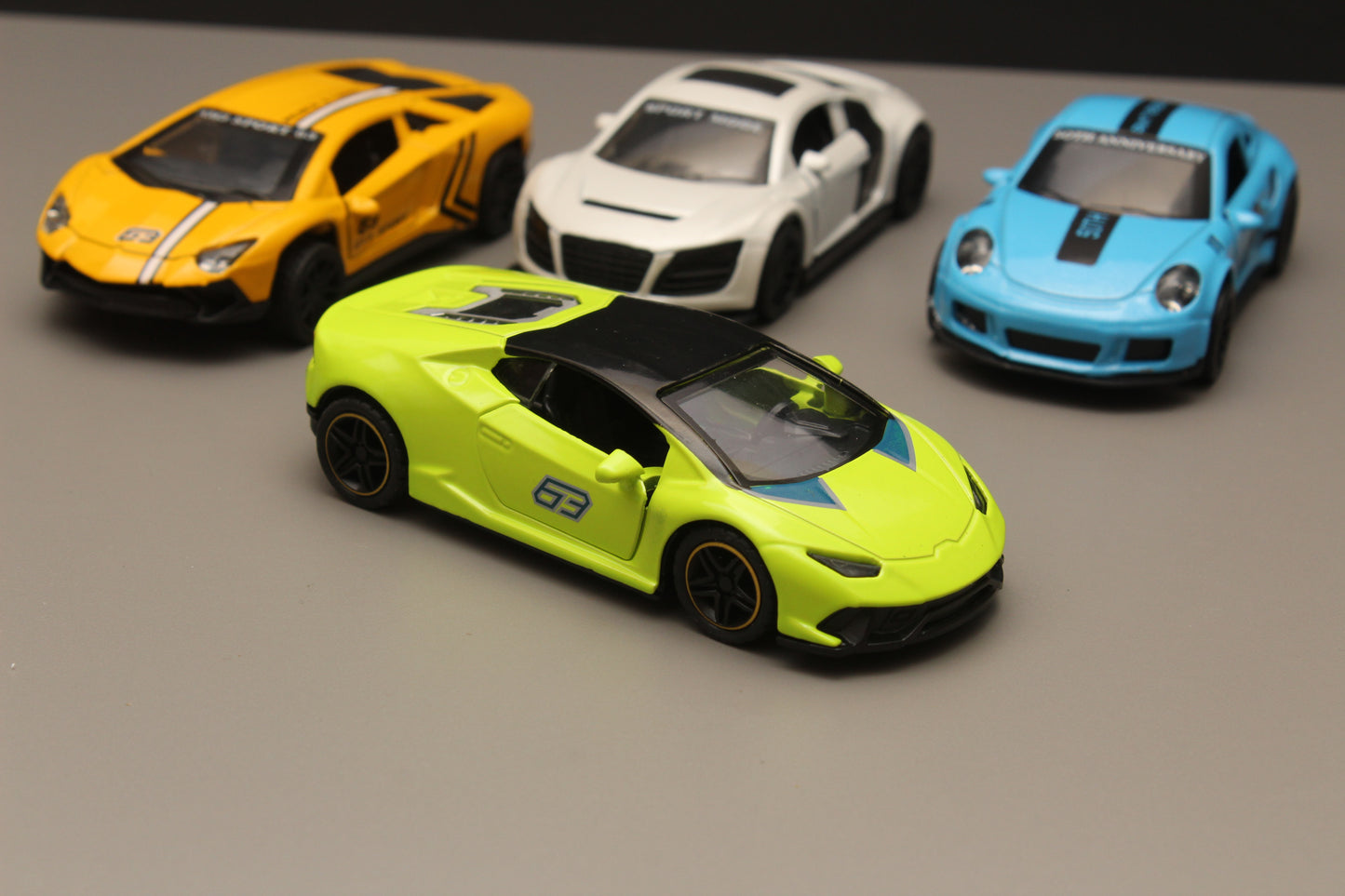 1:43 Audi, porsche, Lambo Diecast Combo -  Kunju Vandi  