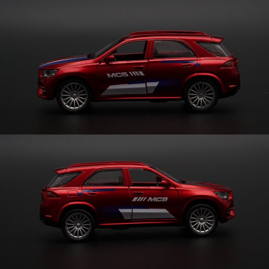 1:43 Benz Diecast Red Strips -  Kunju Vandi  