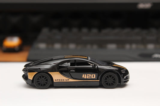 1:43 Bugatti (Strips) Diecast -  Kunju Vandi  