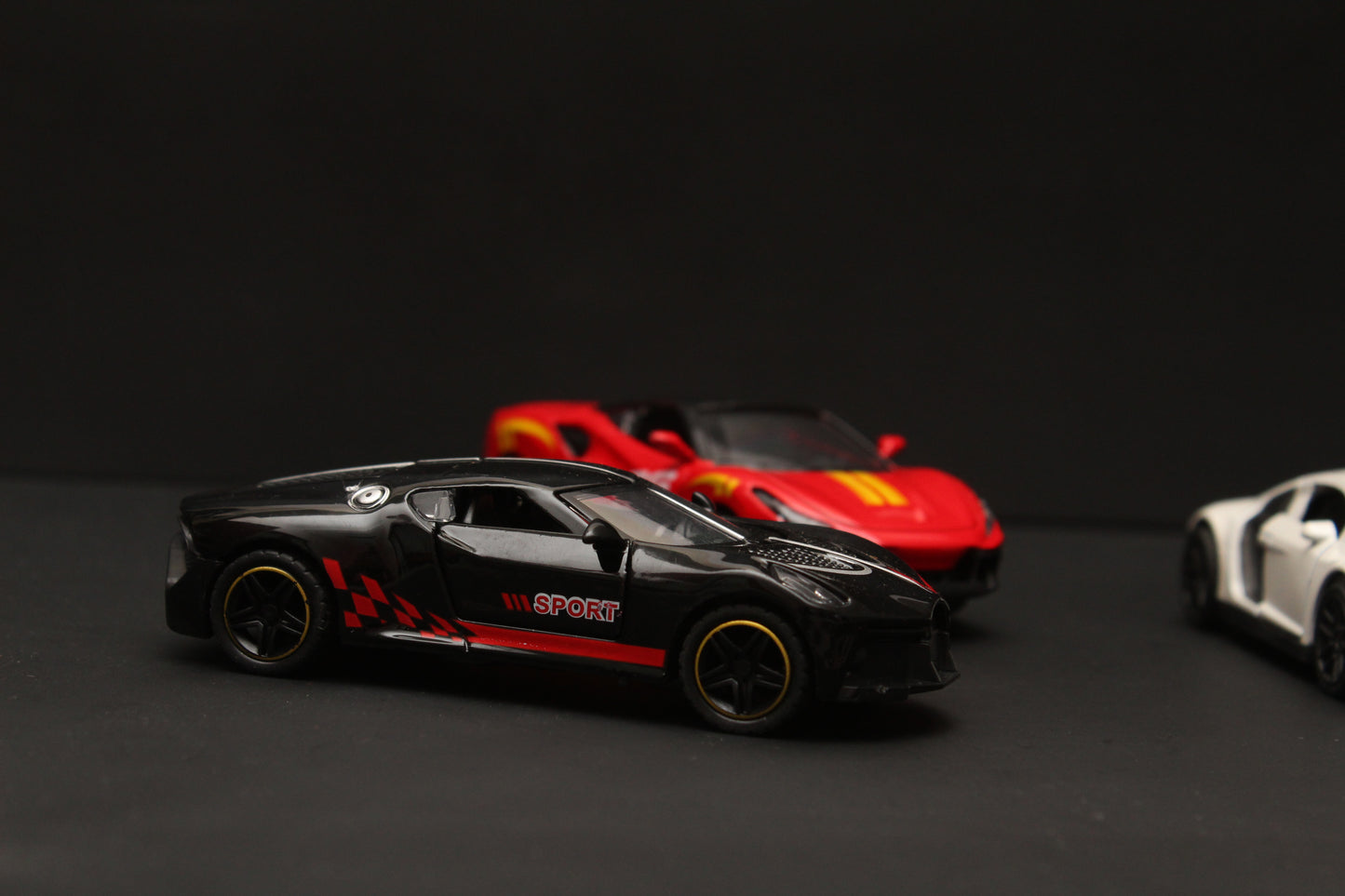 1:43 Ferrari , Bugatti , Audi Diecast Combo -  Kunju Vandi  