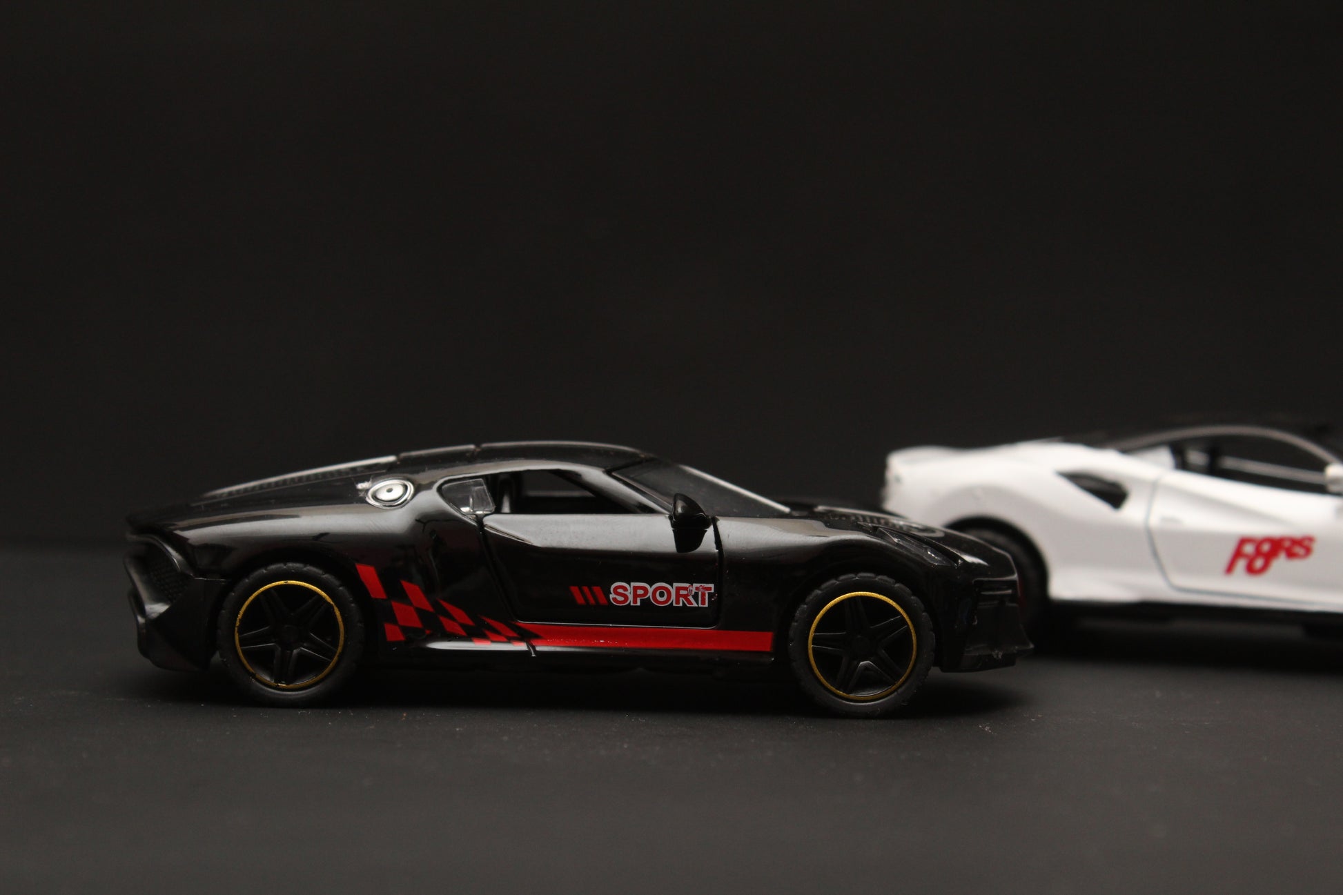 1:43 Ferrari , Bugatti Diecast Combo -  Kunju Vandi  