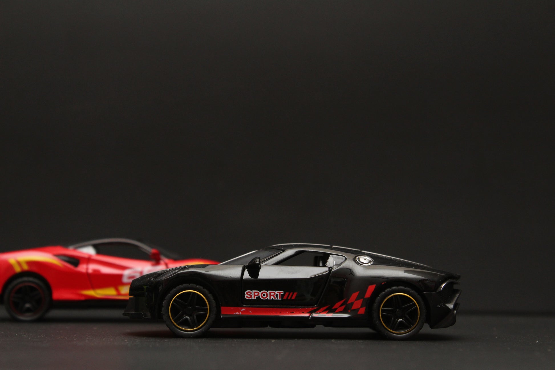 1:43 Ferrari , Bugatti Diecast Combo -  Kunju Vandi  