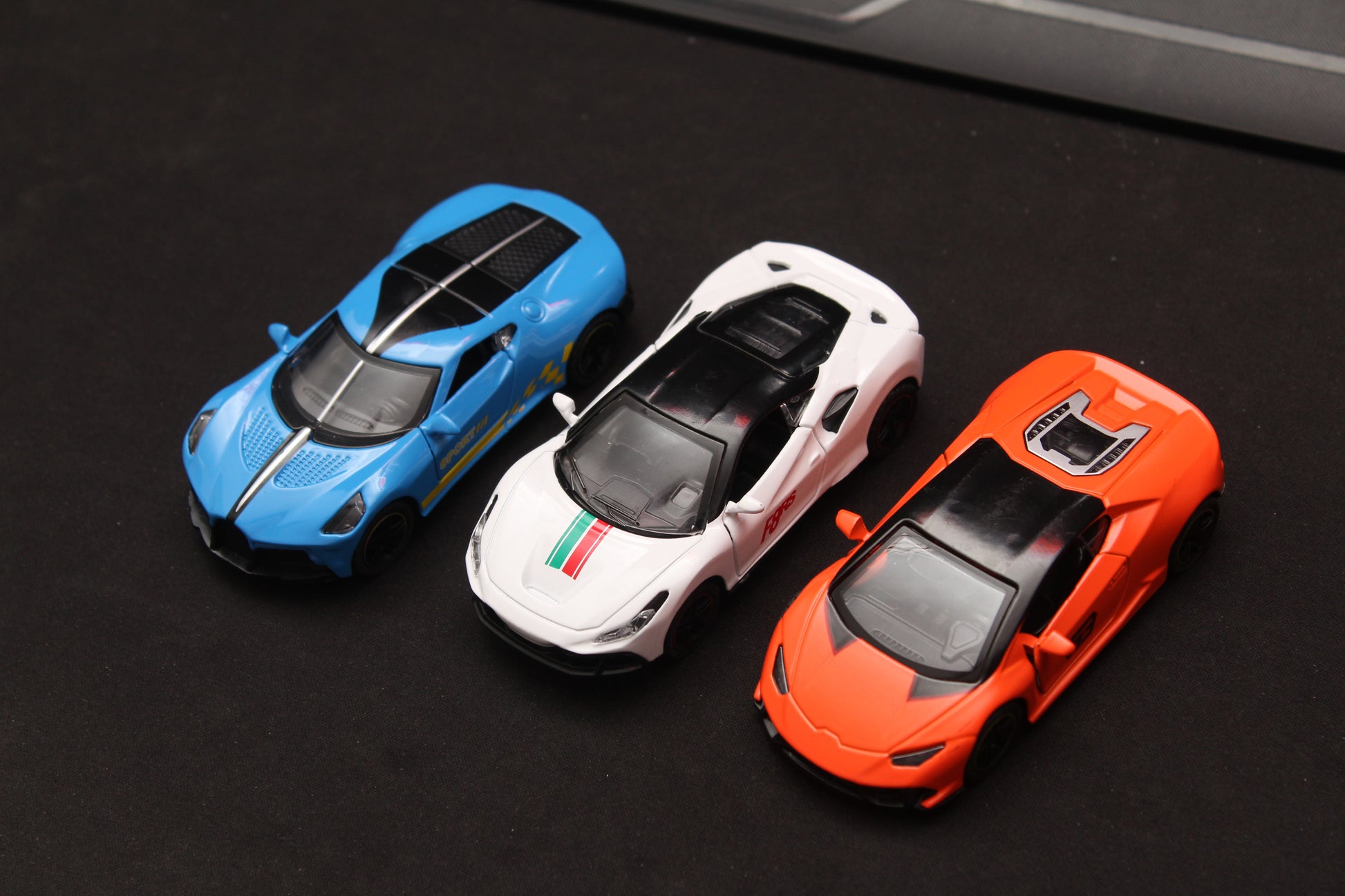 1:43 Ferrari , Bugatti , Lambo Diecast combo -  Kunju Vandi  