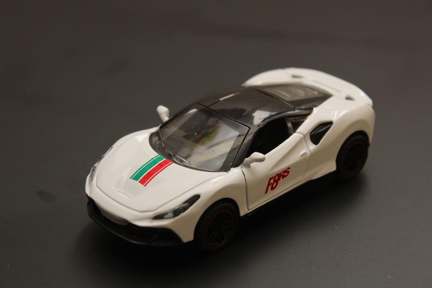 1:43 Ferrari Diecast White -  Kunju Vandi  