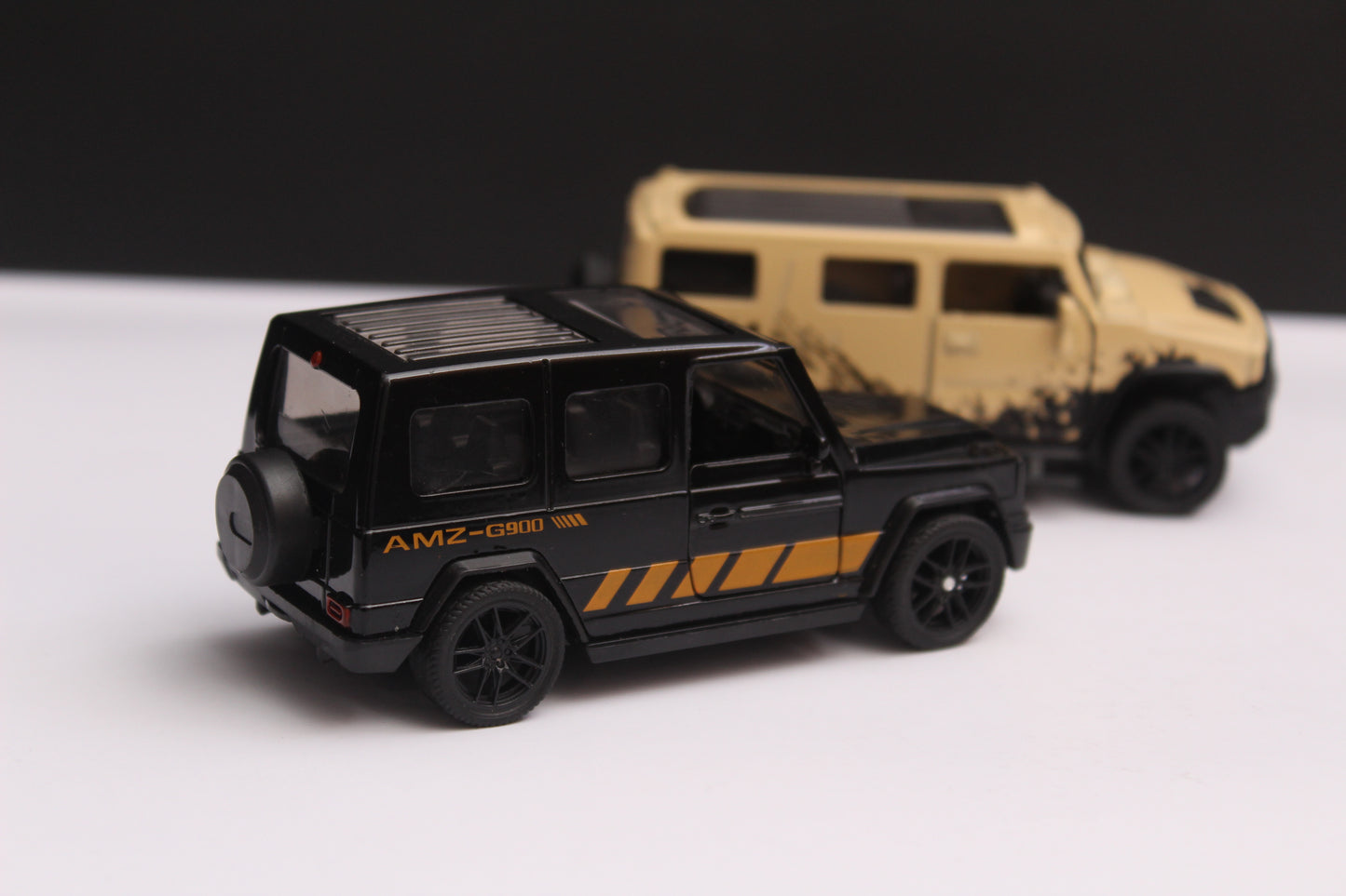 1:43 Gwagon , Hummer Diecast Combo -  Kunju Vandi  