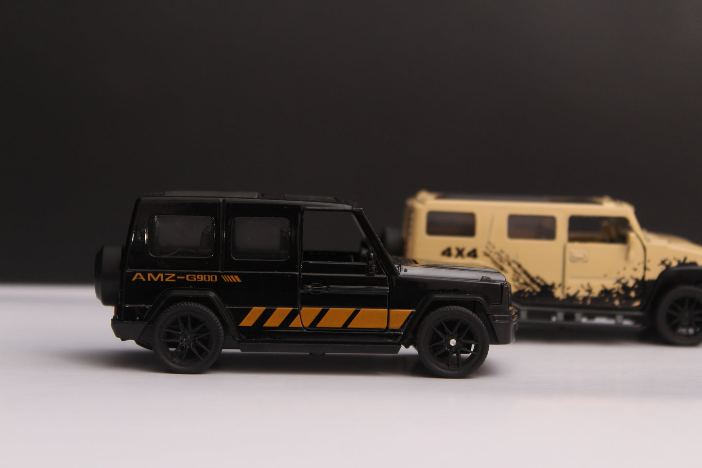 1:43 Gwagon , Hummer Diecast Combo -  Kunju Vandi  
