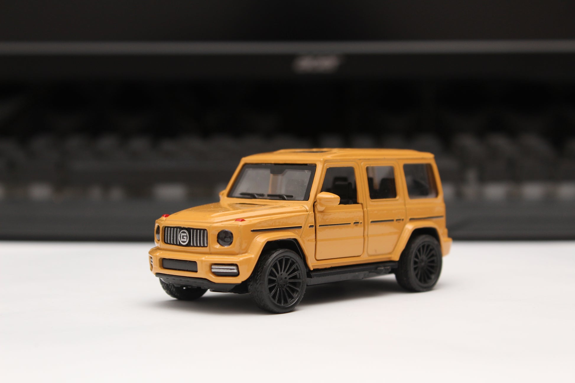 1:43 Gwagon Yellow Diecast -  Kunju Vandi  