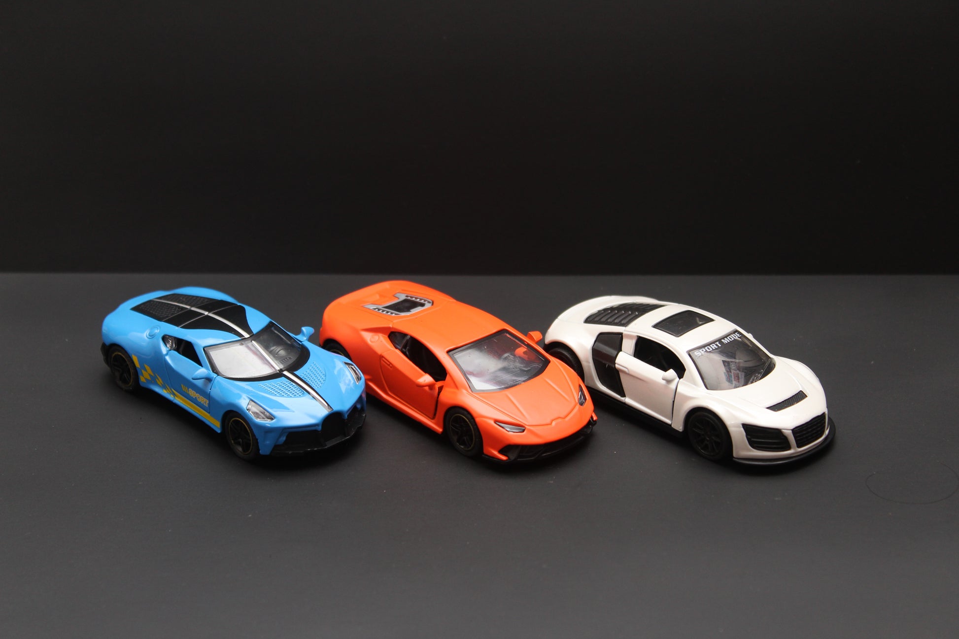 1:43 Lambo , Audi , Bugatti Diecast Combo -  Kunju Vandi  