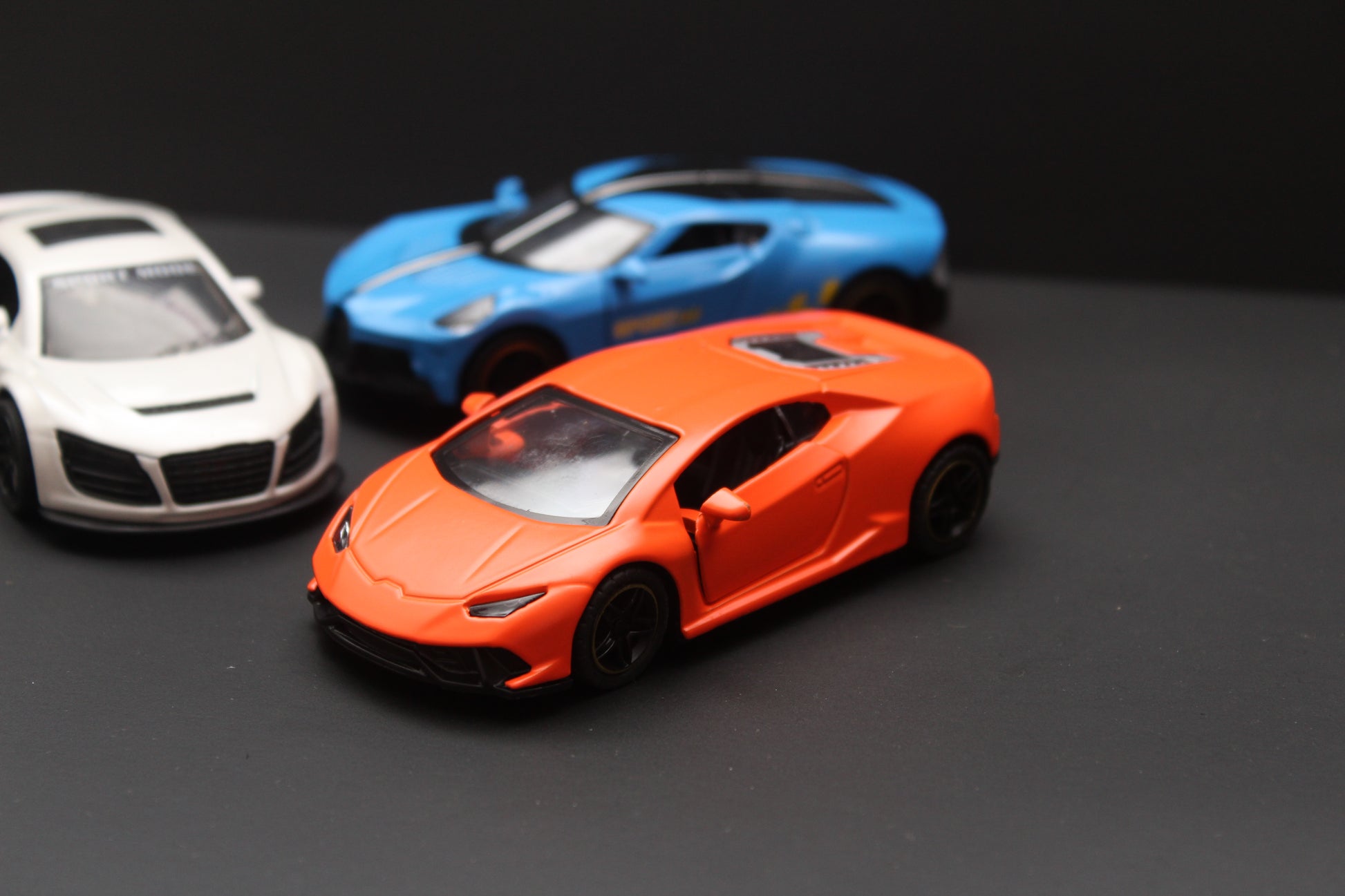 1:43 Lambo , Audi , Bugatti Diecast Combo -  Kunju Vandi  