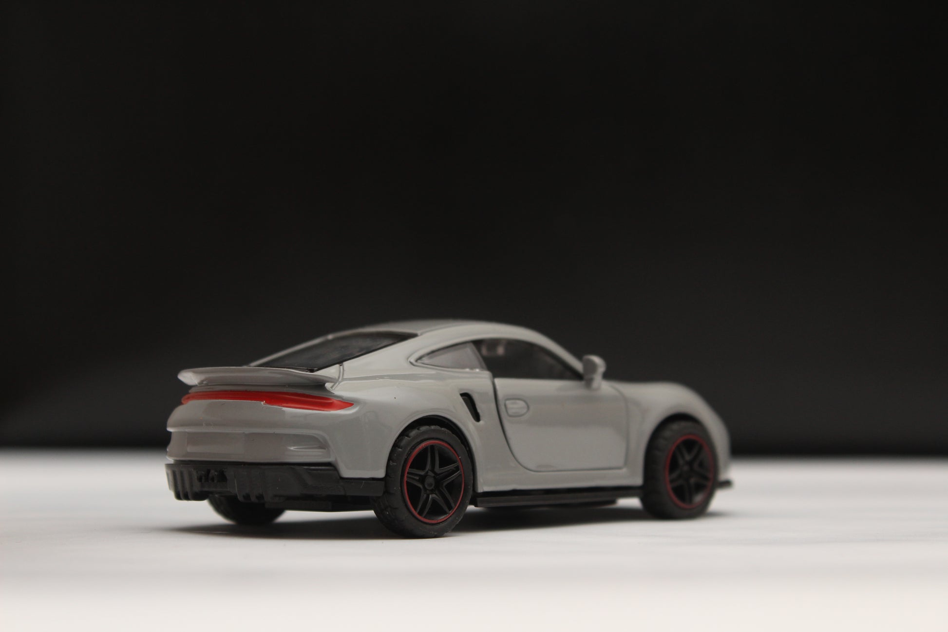 1:43 Porsche Grey Metal Body -  Kunju Vandi  