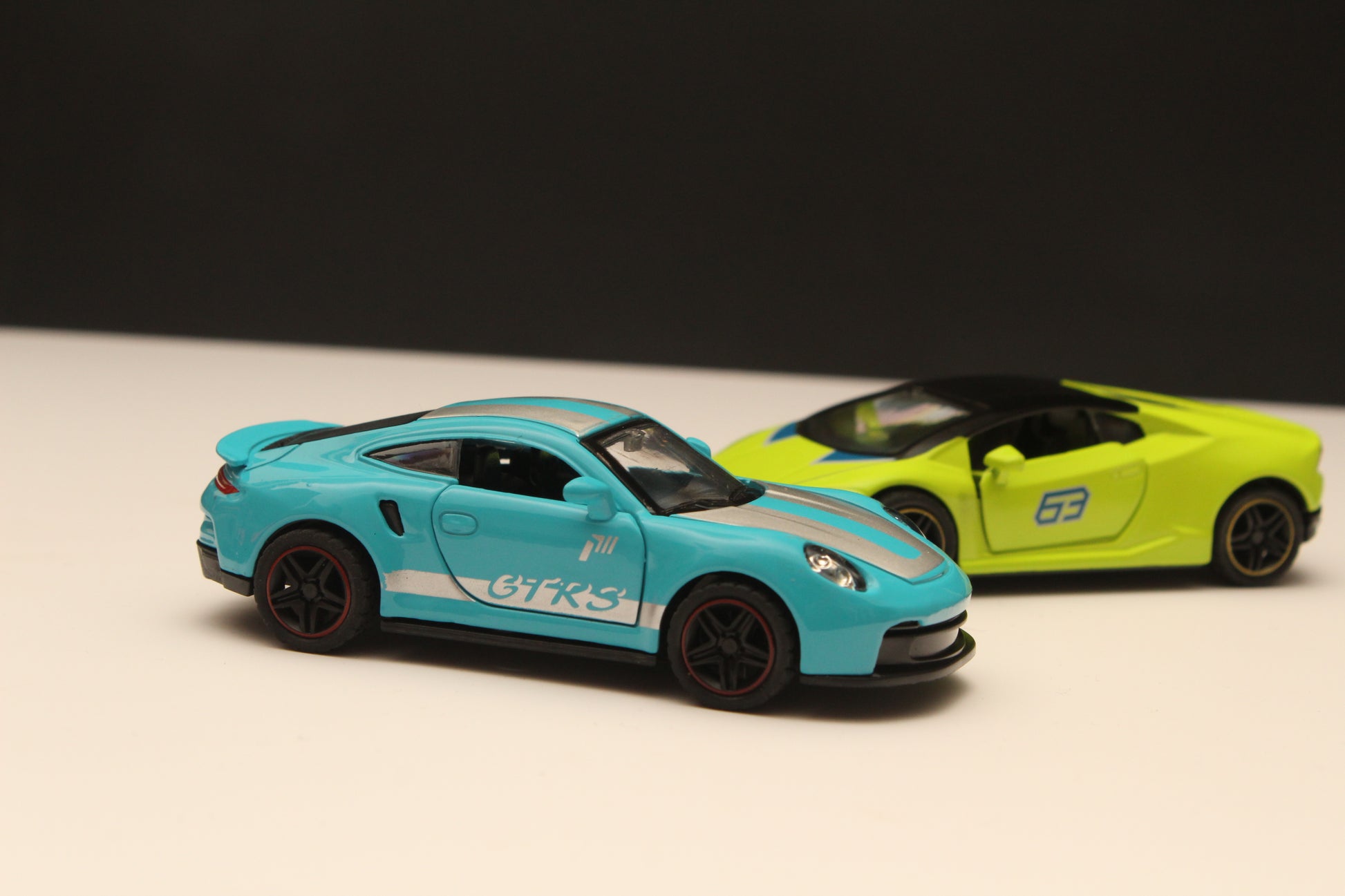 1:43 Porsche, Lambo Diecast Combo -  Kunju Vandi  
