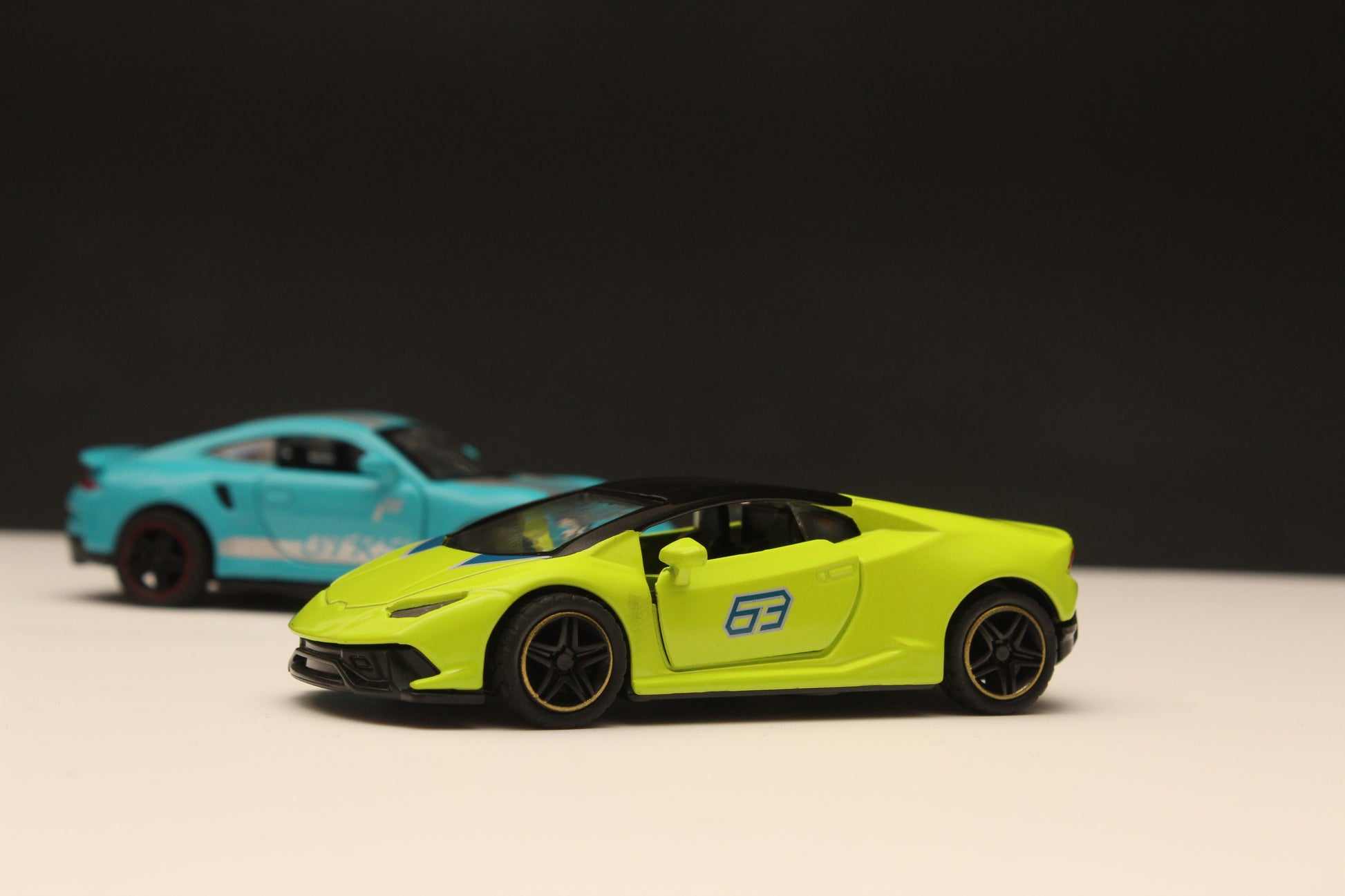 1:43 Porsche, Lambo Diecast Combo -  Kunju Vandi  