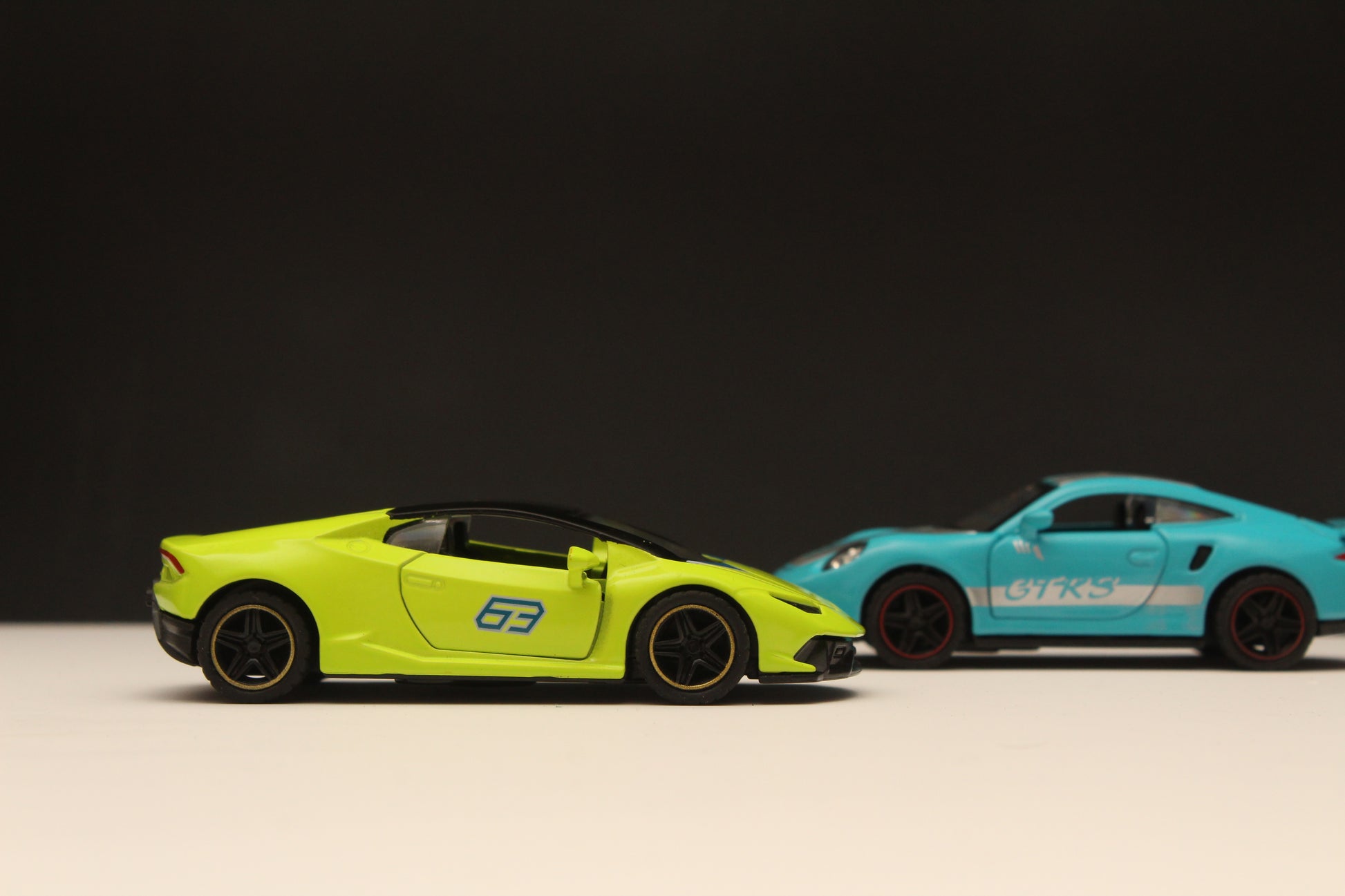 1:43 Porsche, Lambo Diecast Combo -  Kunju Vandi  