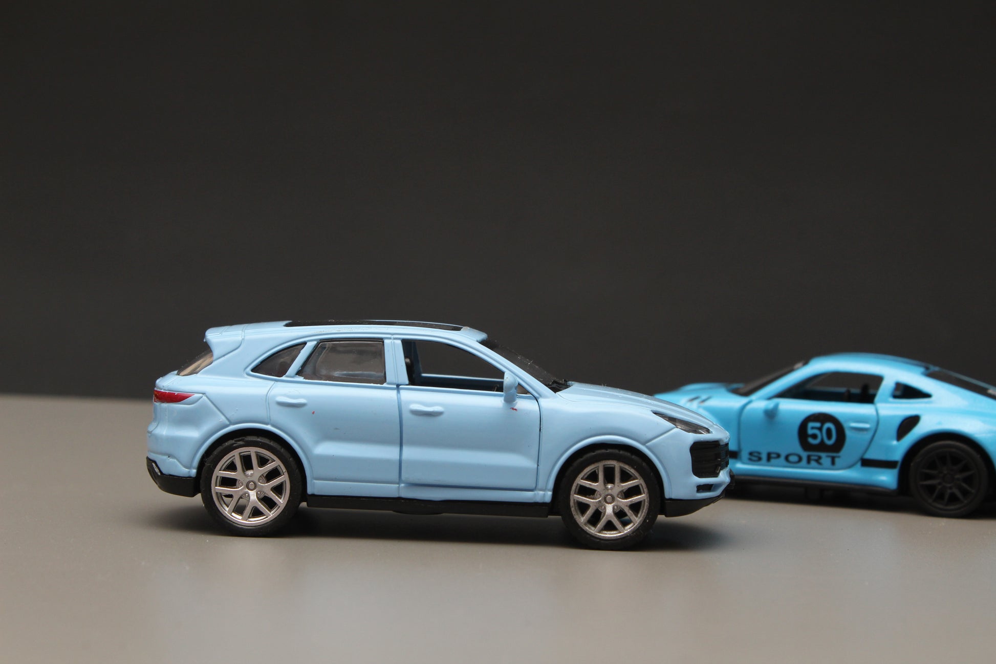 1:43 Porsche diecast Combo -  Kunju Vandi  