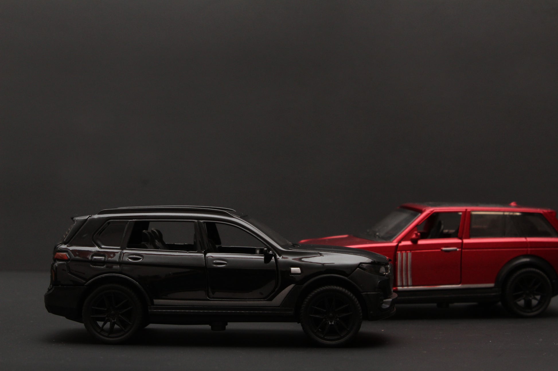 1:43 Range Rover , BMW Diecast Combo -  Kunju Vandi  